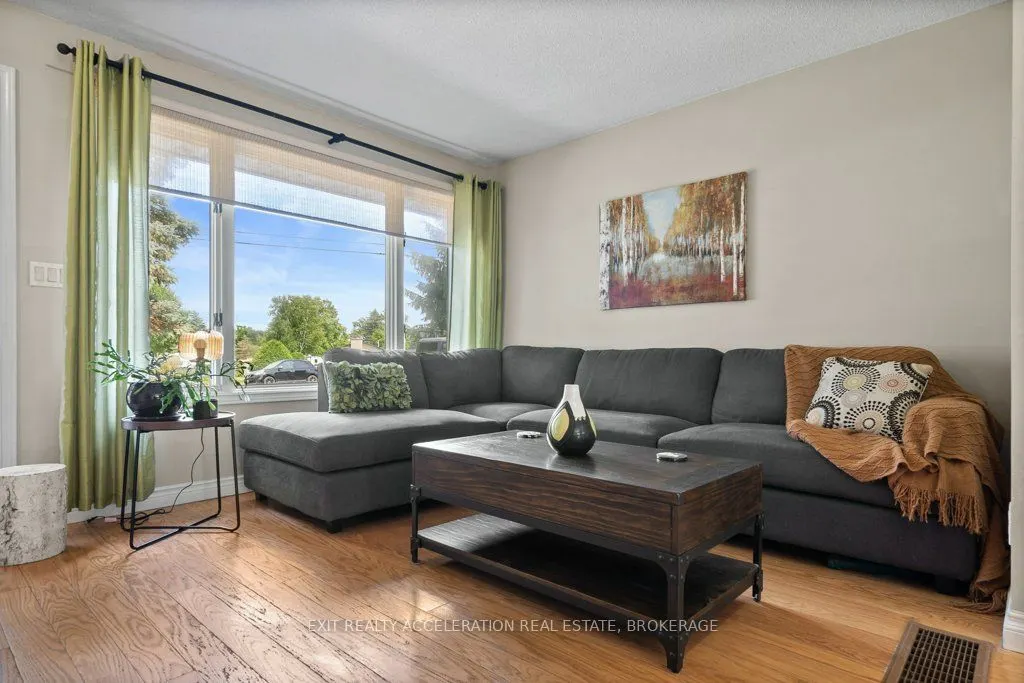 35 Riverview Drive