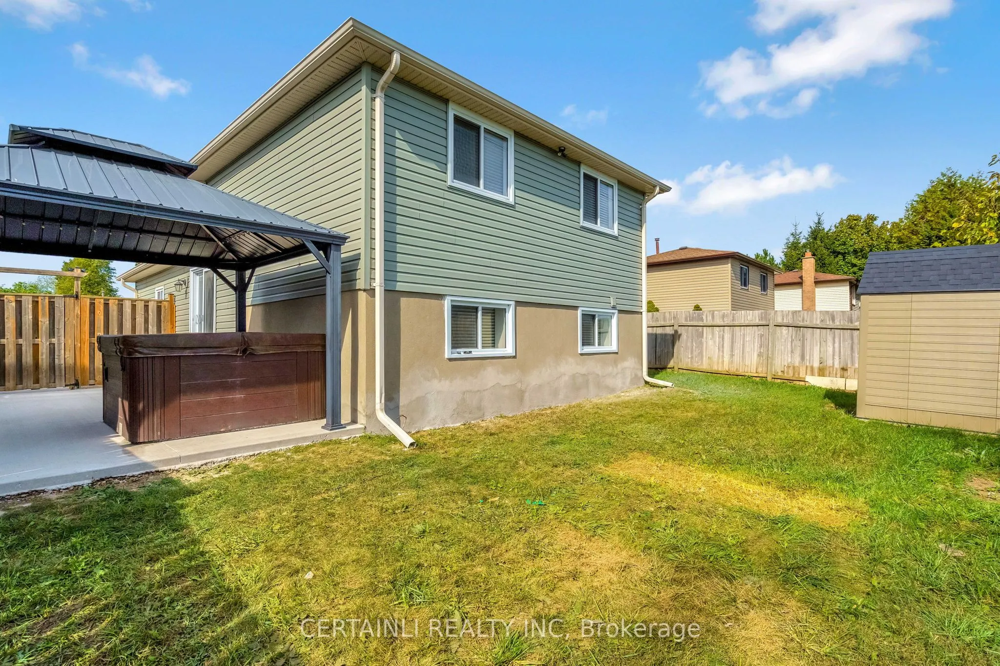 108 Sundridge Crescent