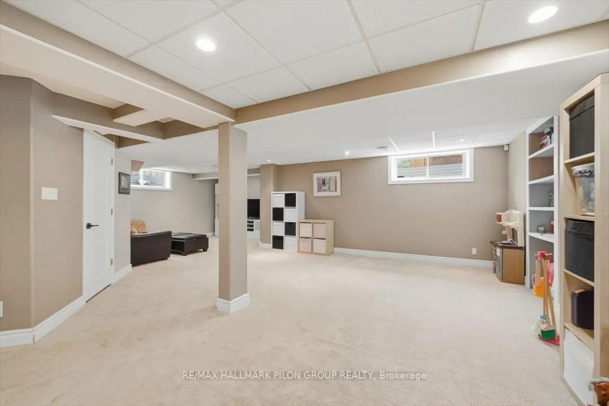 4434 Rainforest Drive