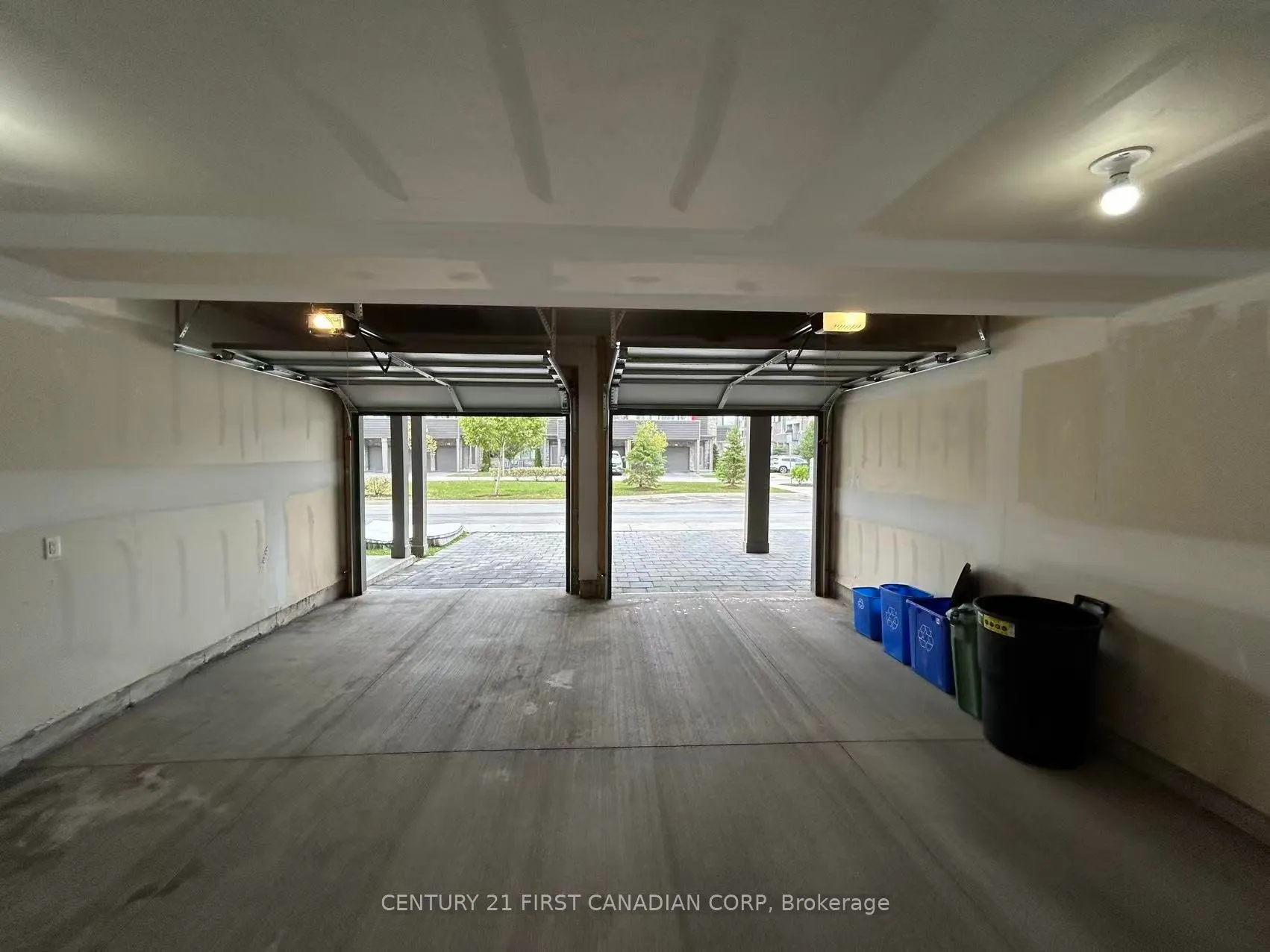 1960 Dalmagarry Road, #11