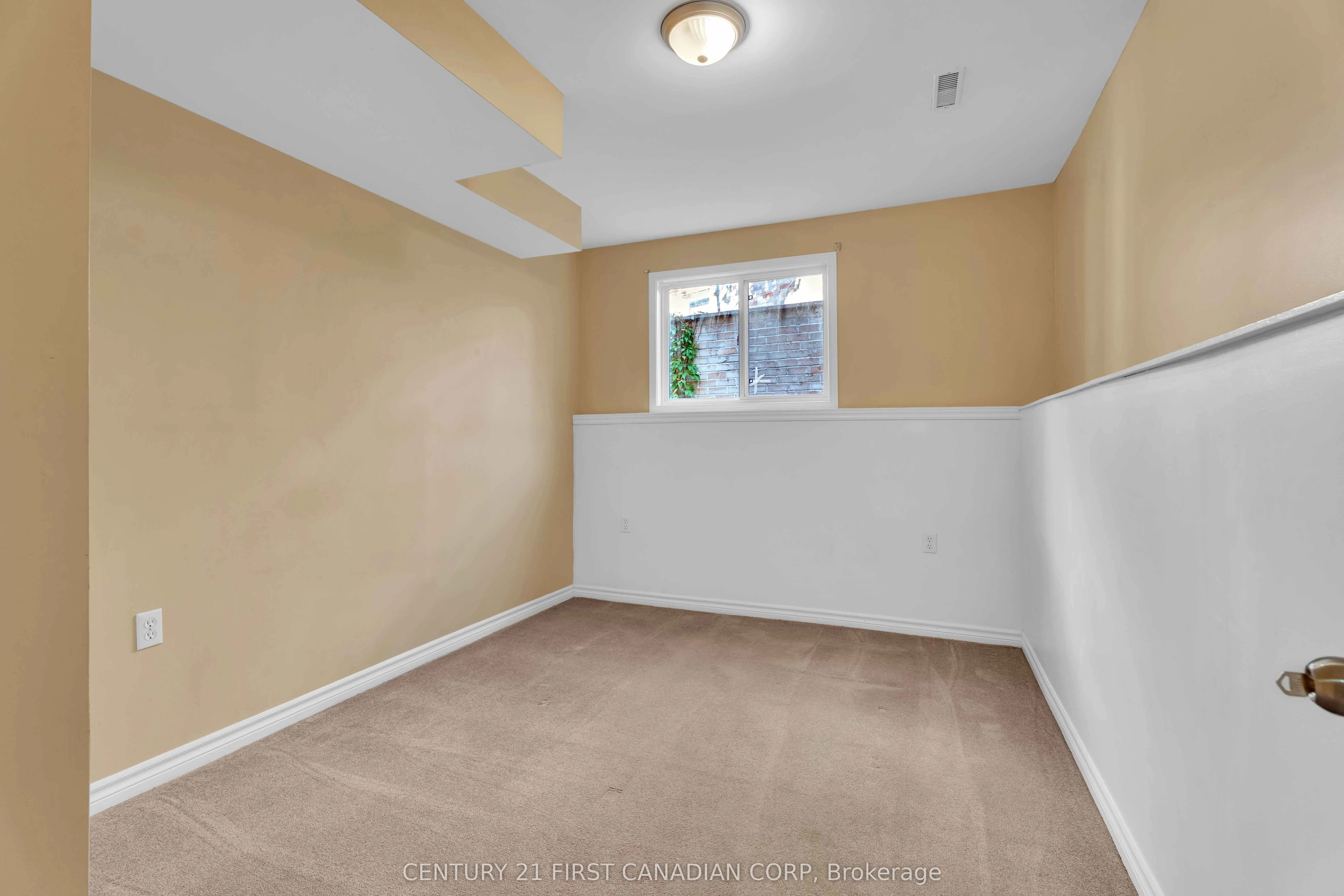 581 Forest Creek Place