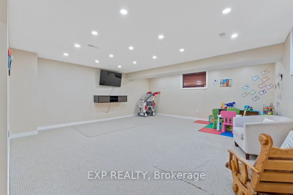 4085 Kelly Farm Drive