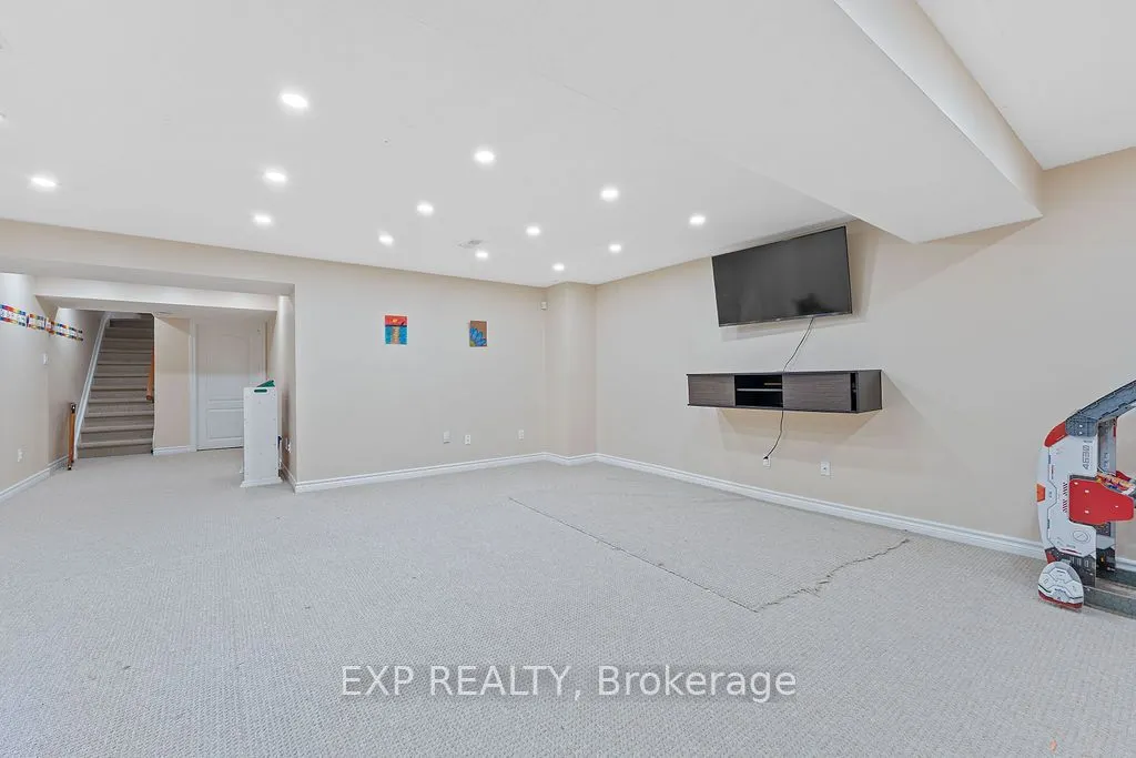 4085 Kelly Farm Drive