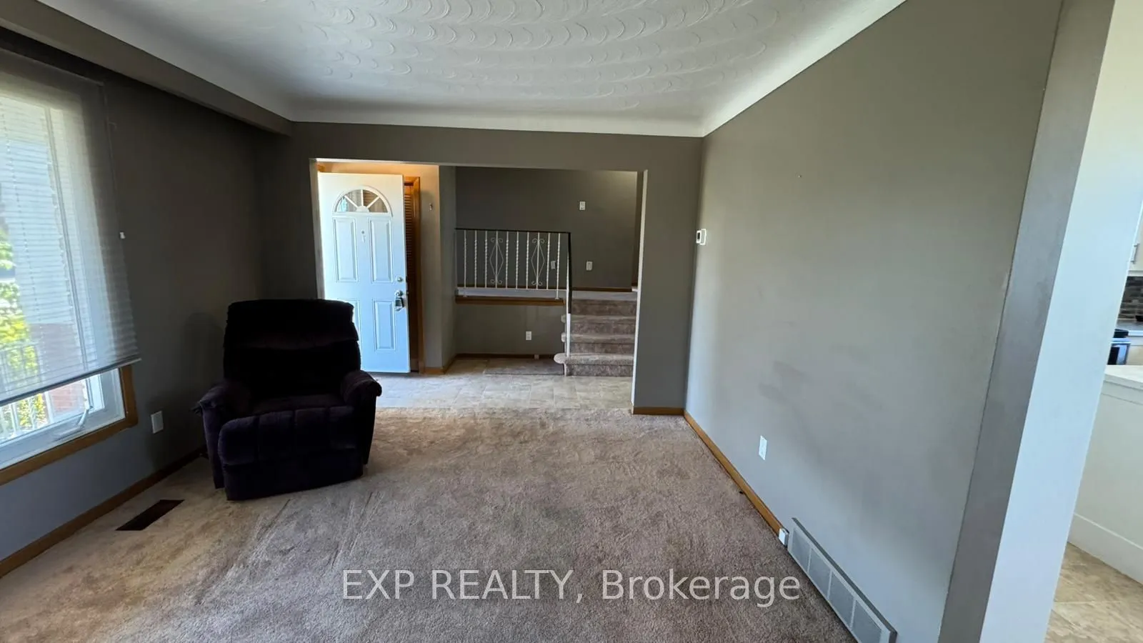 50 Sunnylea Drive, #Upper