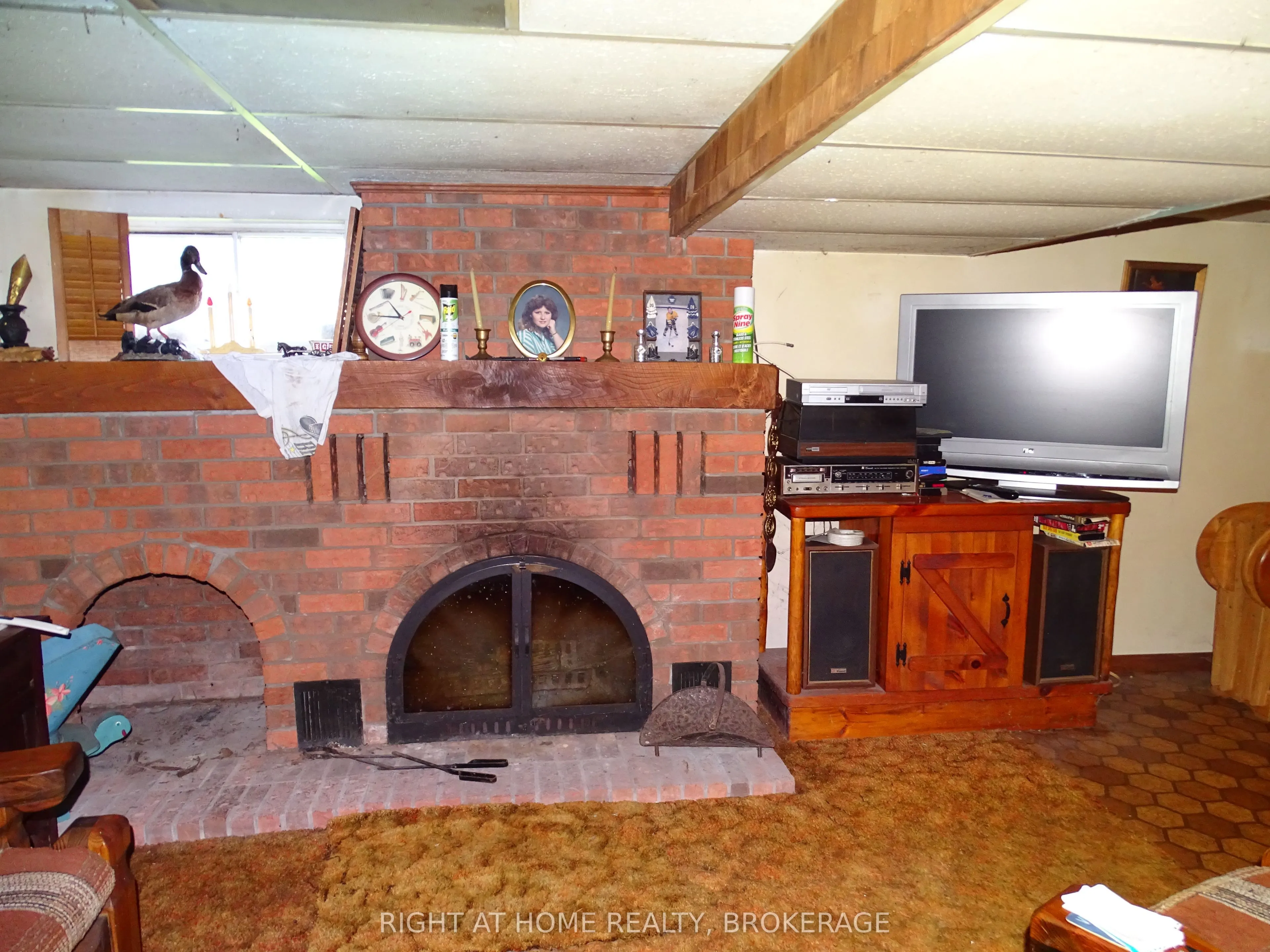 72 Bridge Street W