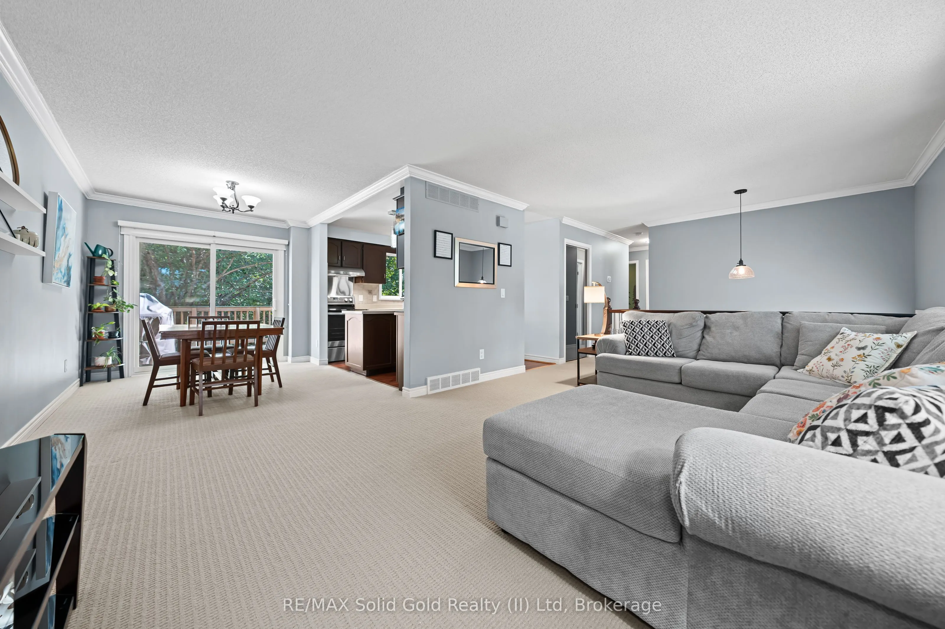 37 Thornhill Drive