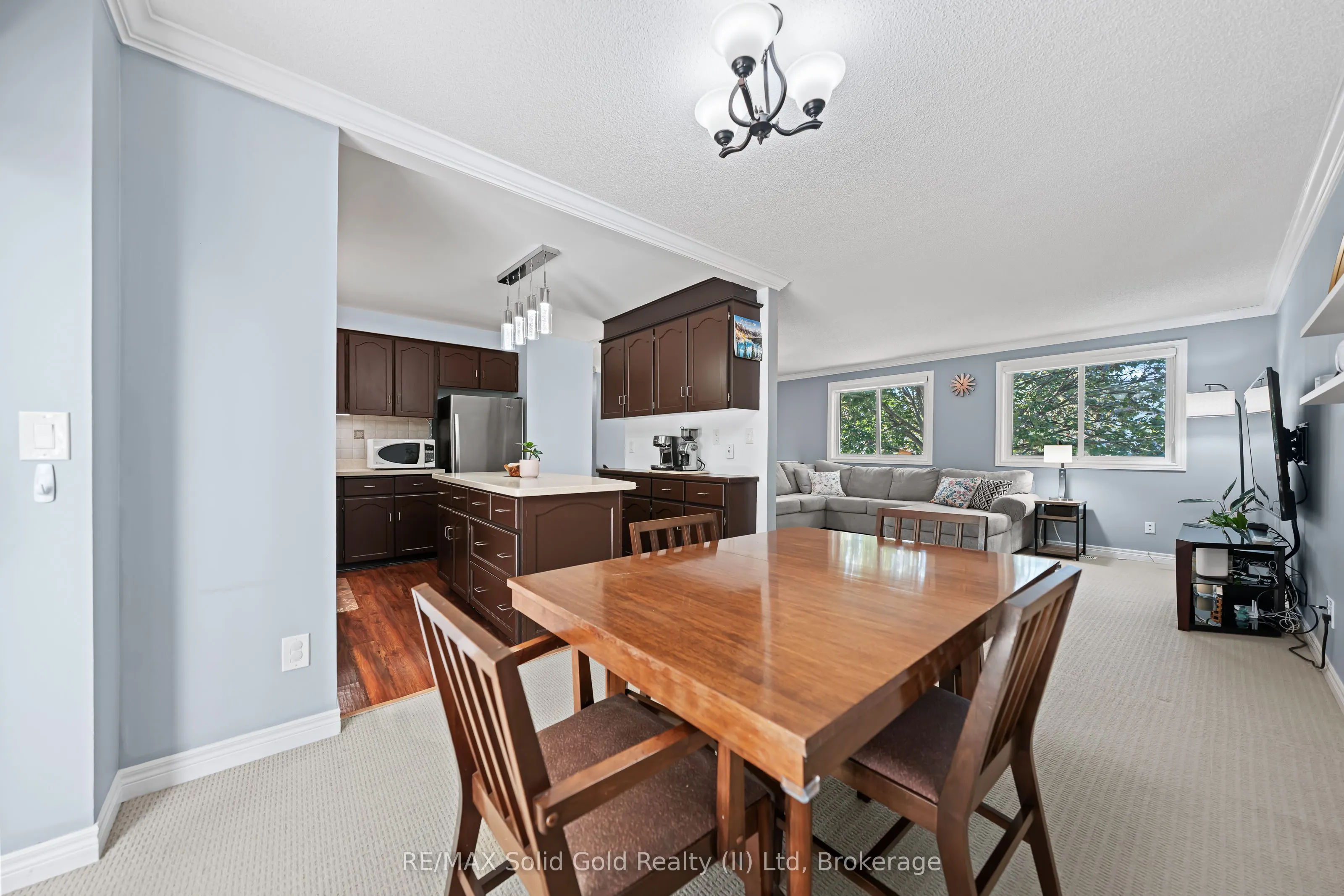 37 Thornhill Drive