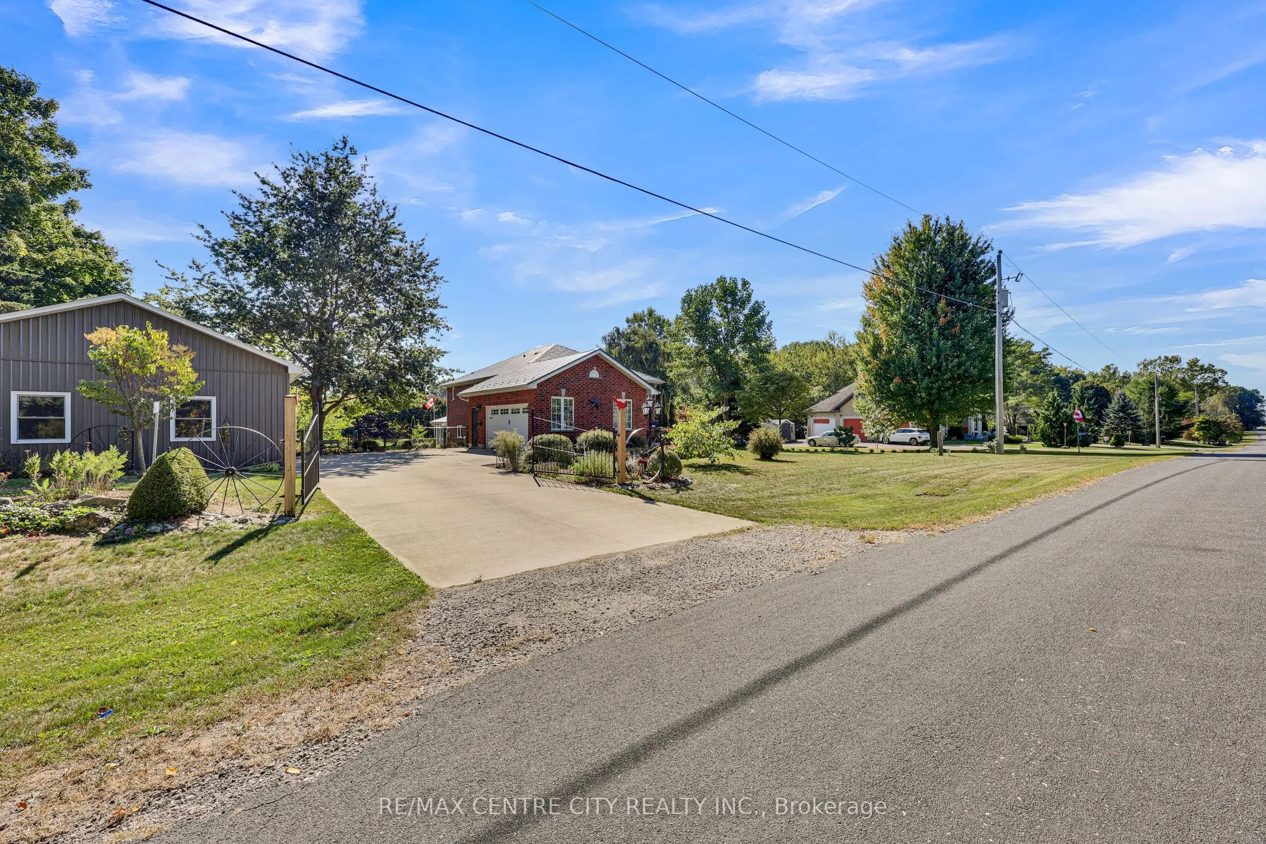 25181 Gray Line