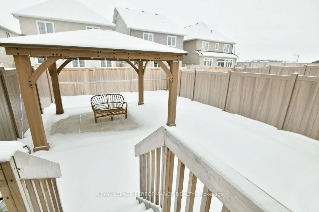 713 Cap Diamant Way