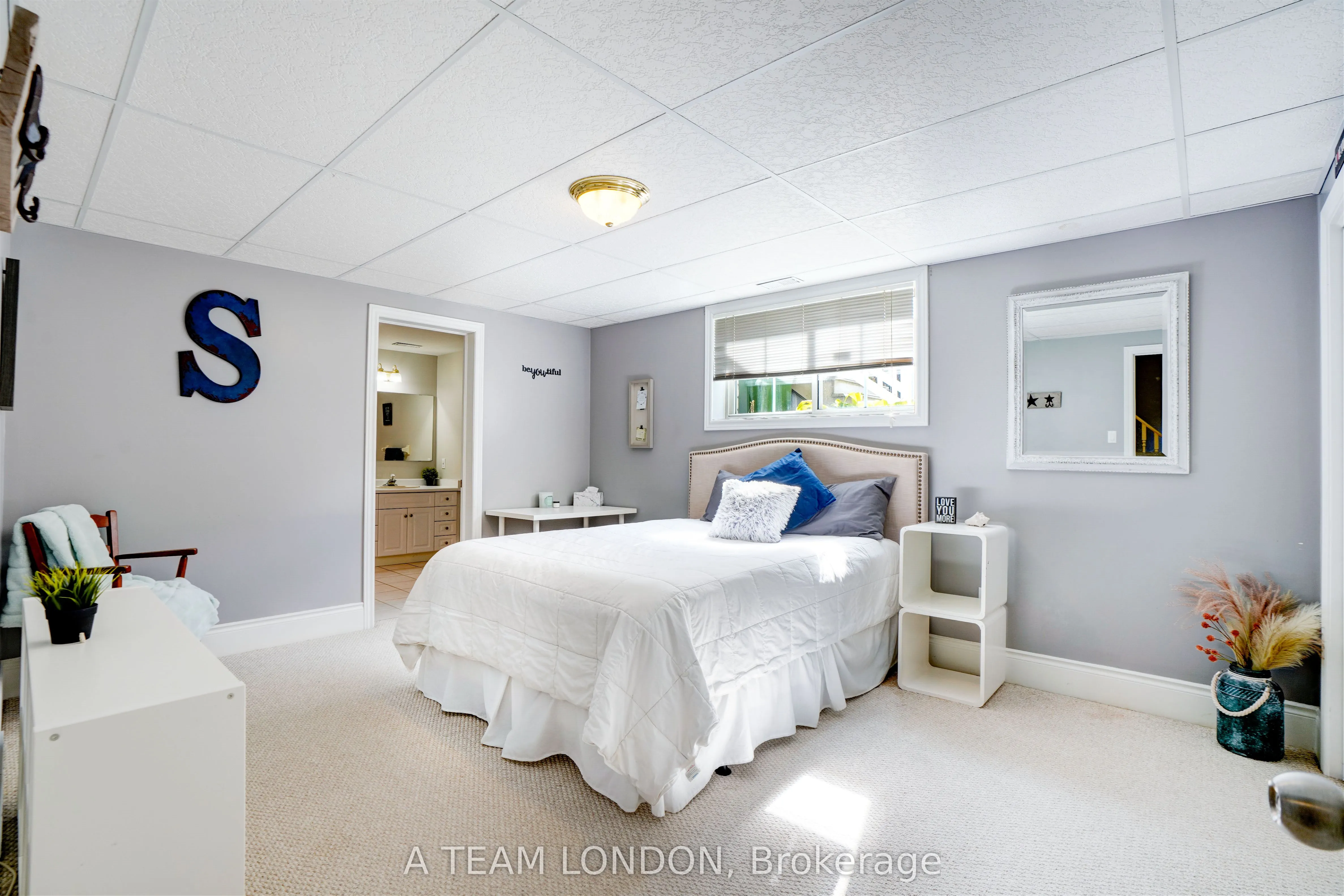 12 Huntington Terrace