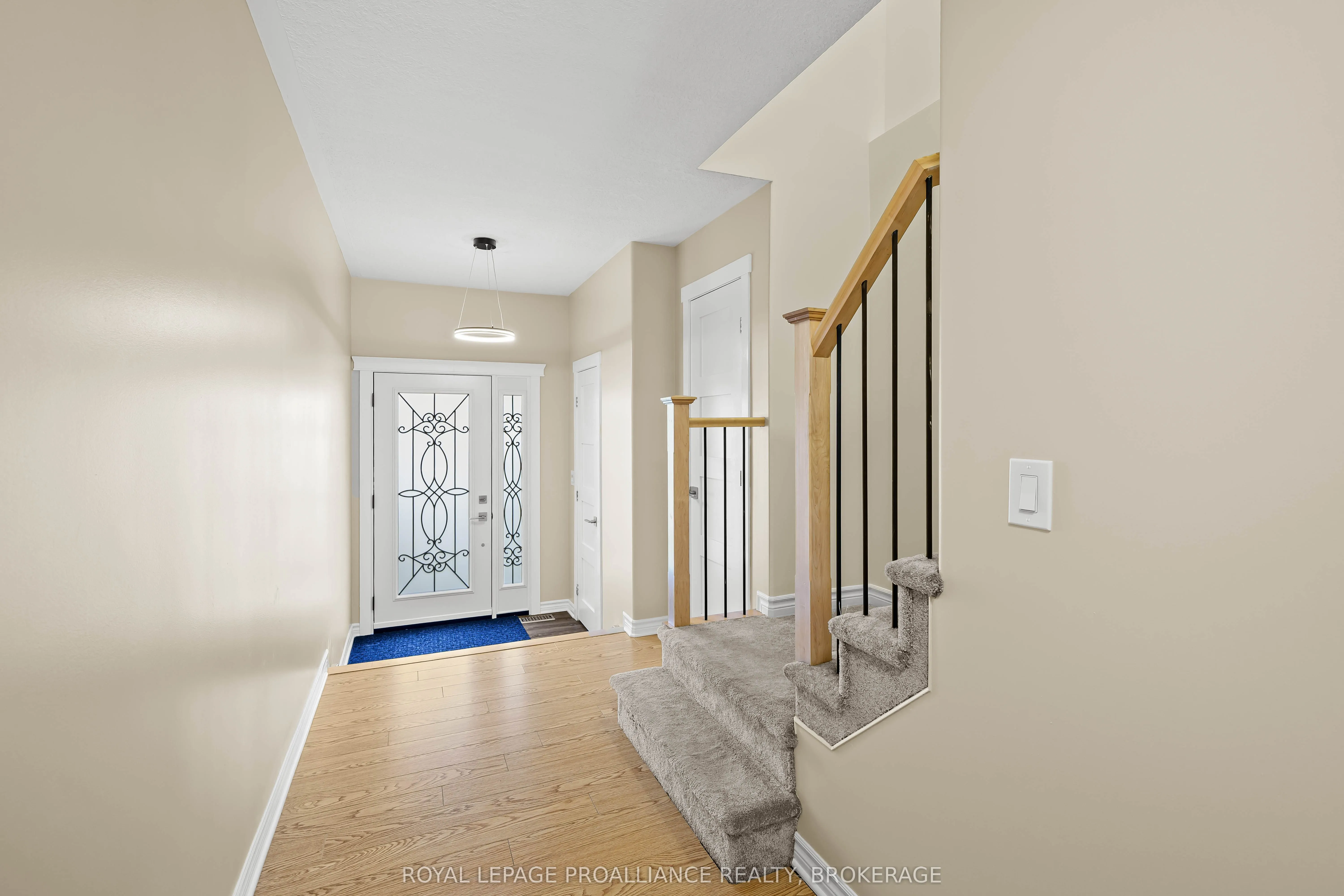 909 Blossom Street