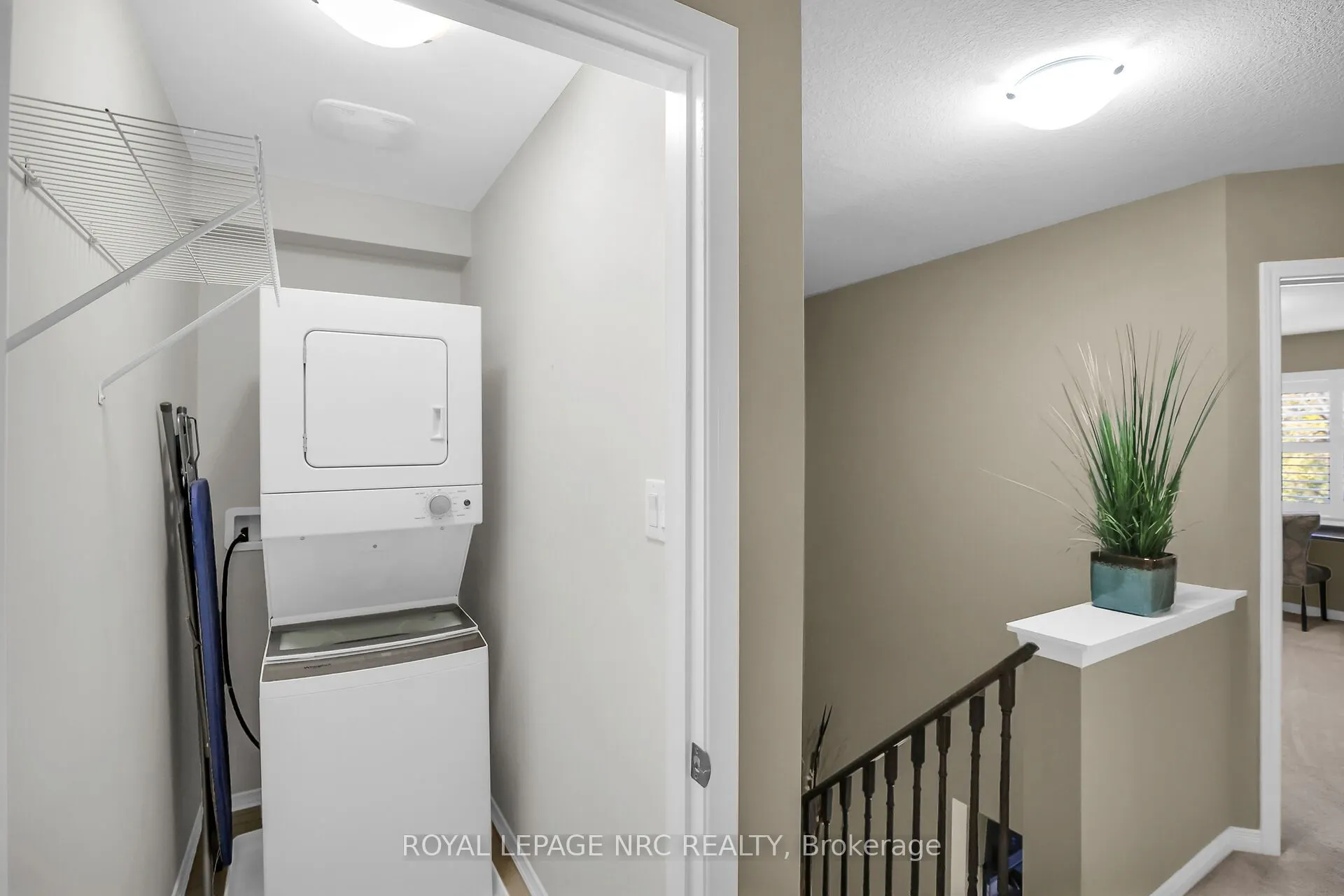 8681 Dogwood Crescent