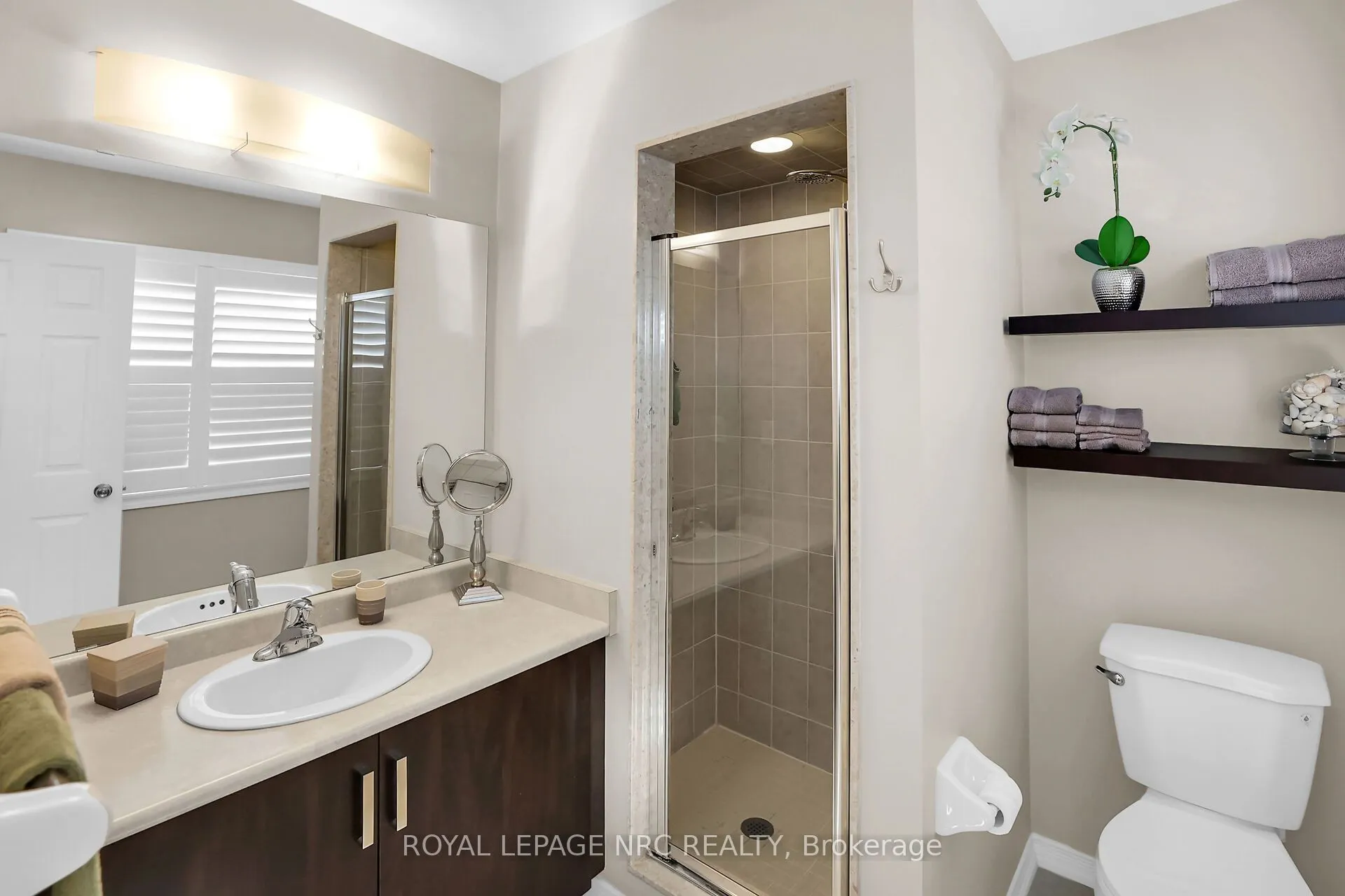 8681 Dogwood Crescent