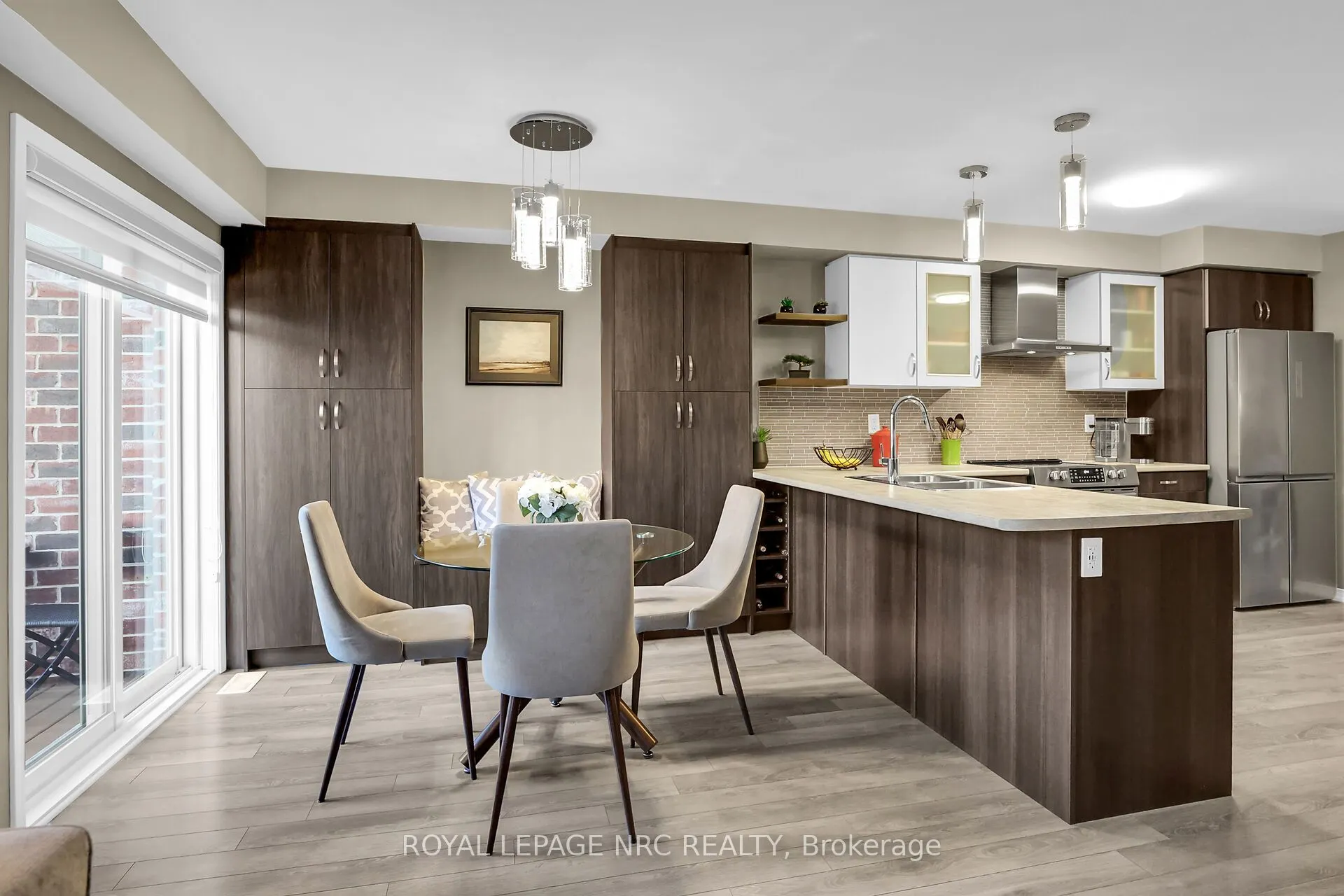 8681 Dogwood Crescent