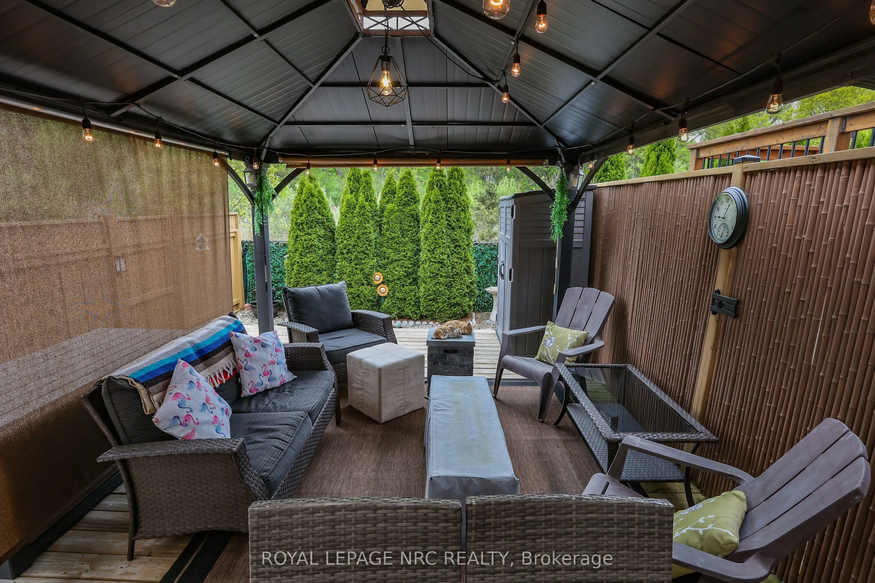 8681 Dogwood Crescent