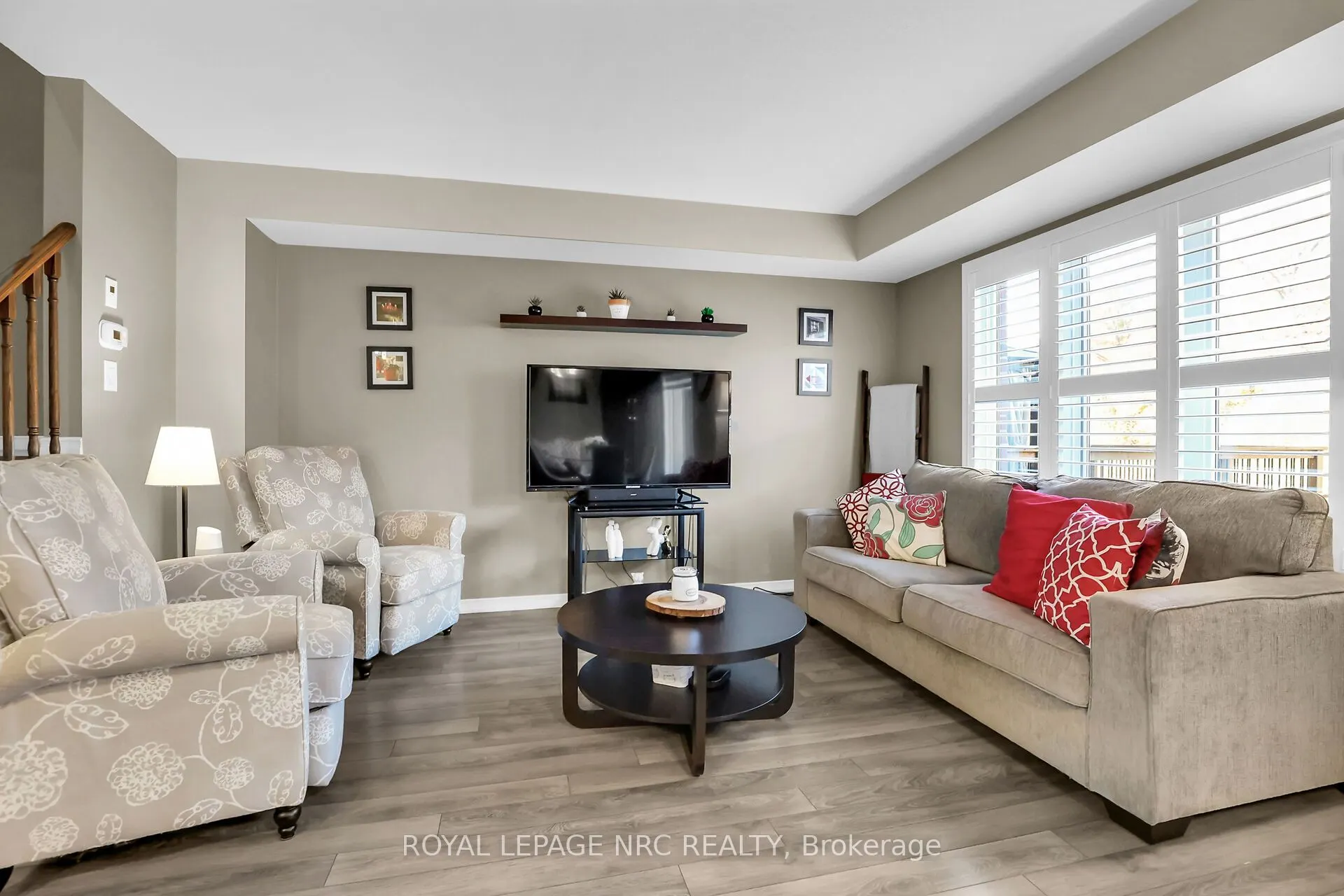 8681 Dogwood Crescent