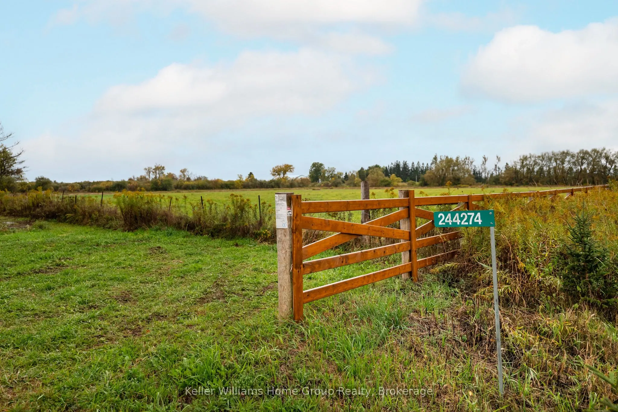 244274 5 Sideroad