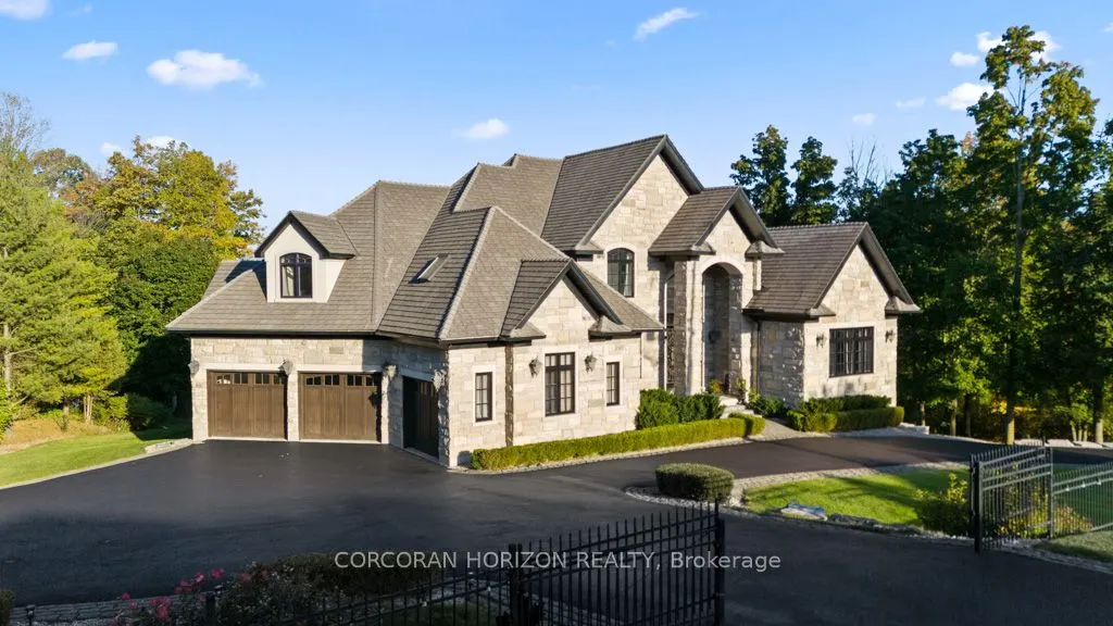 546 Woolwich Place