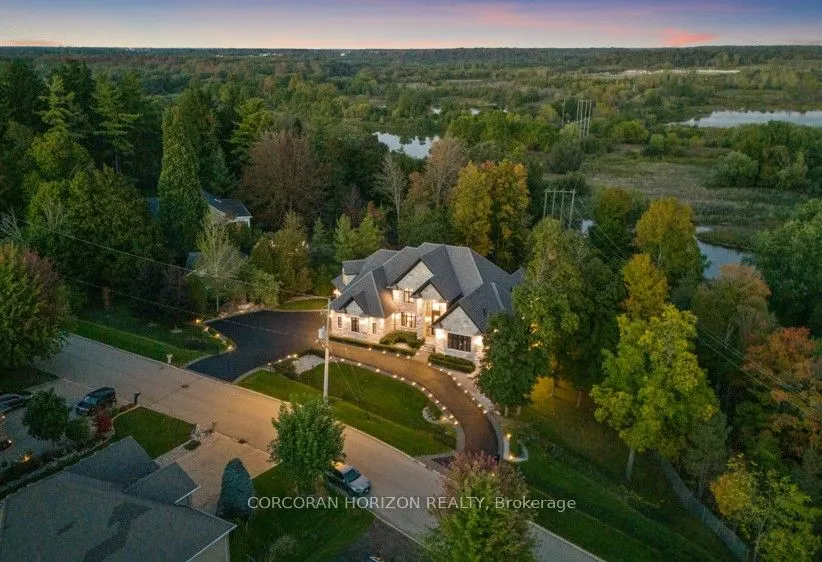 546 Woolwich Place