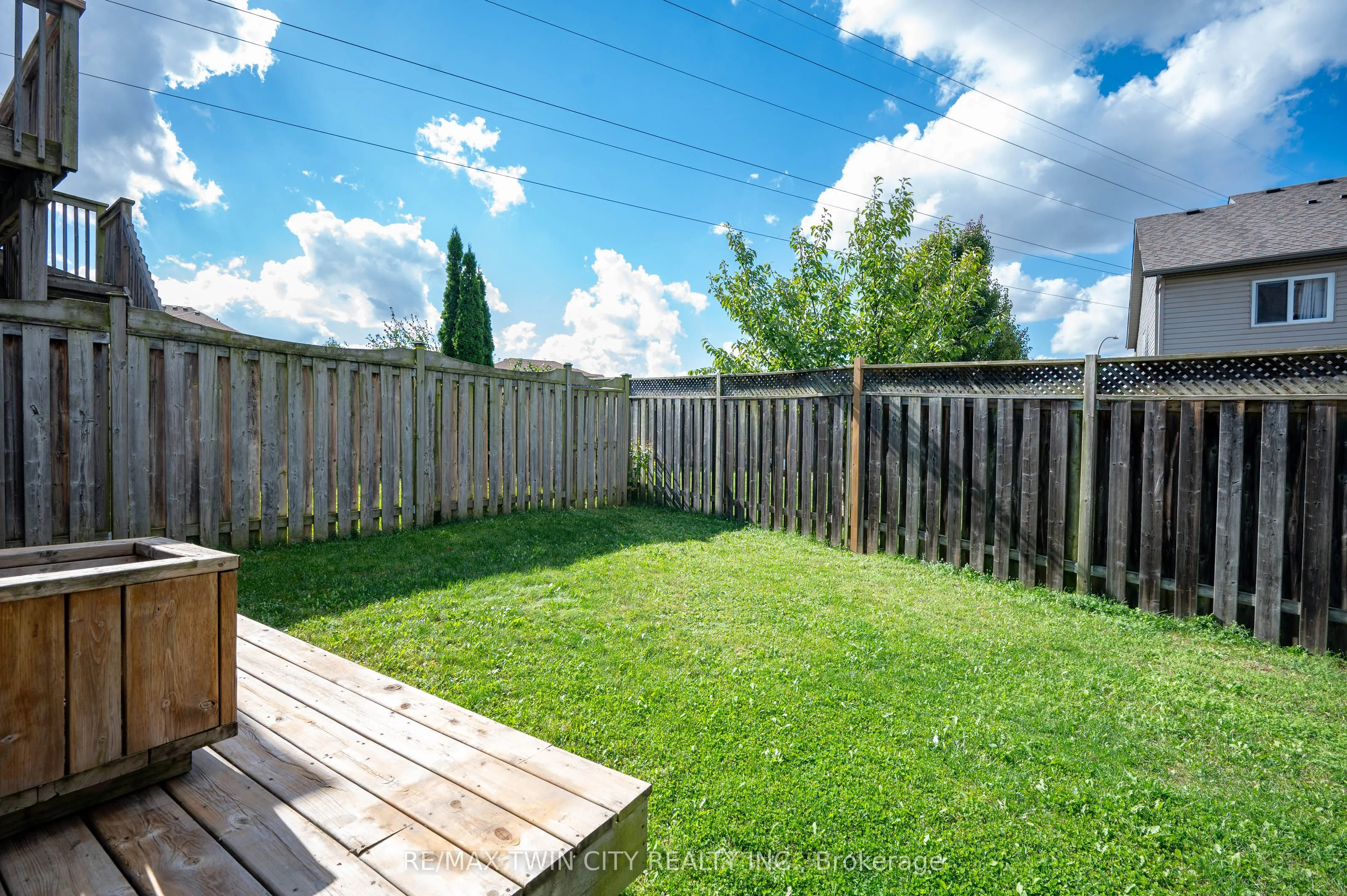205 Snowdrop Crescent