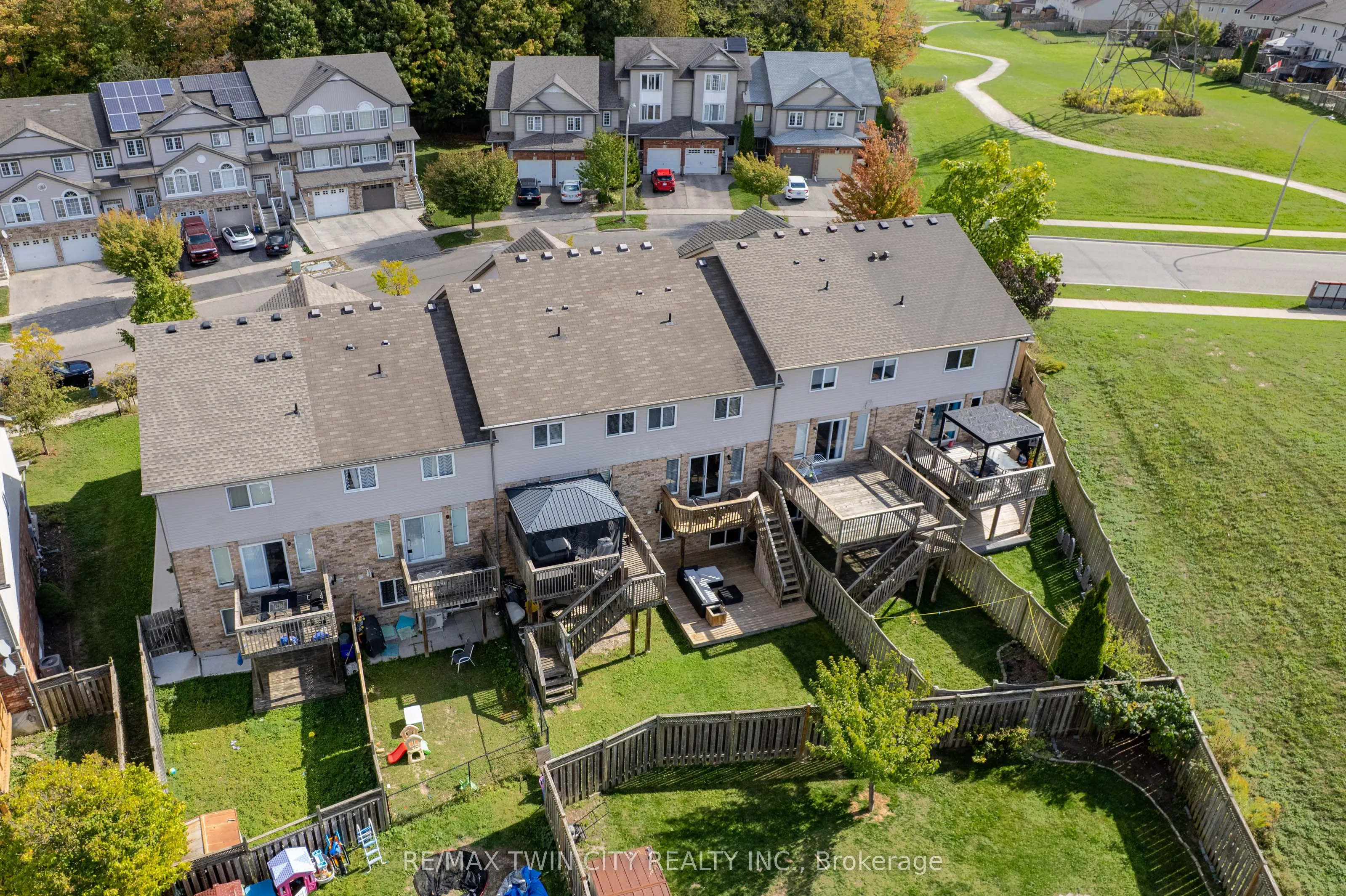 205 Snowdrop Crescent