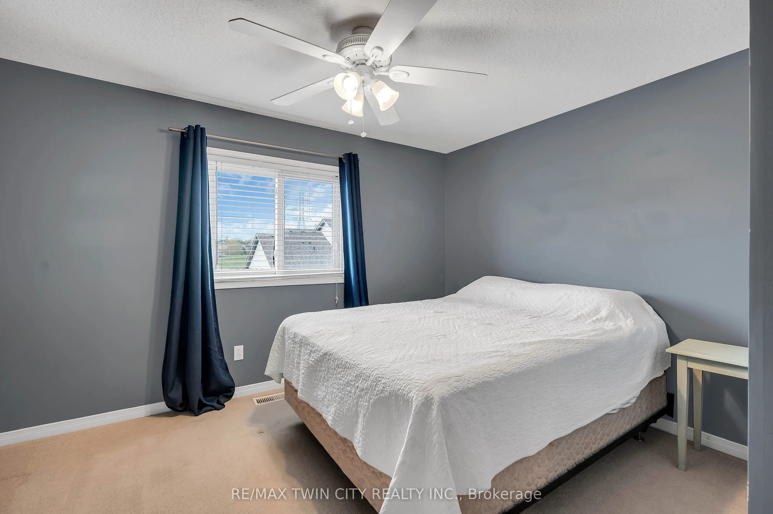 205 Snowdrop Crescent