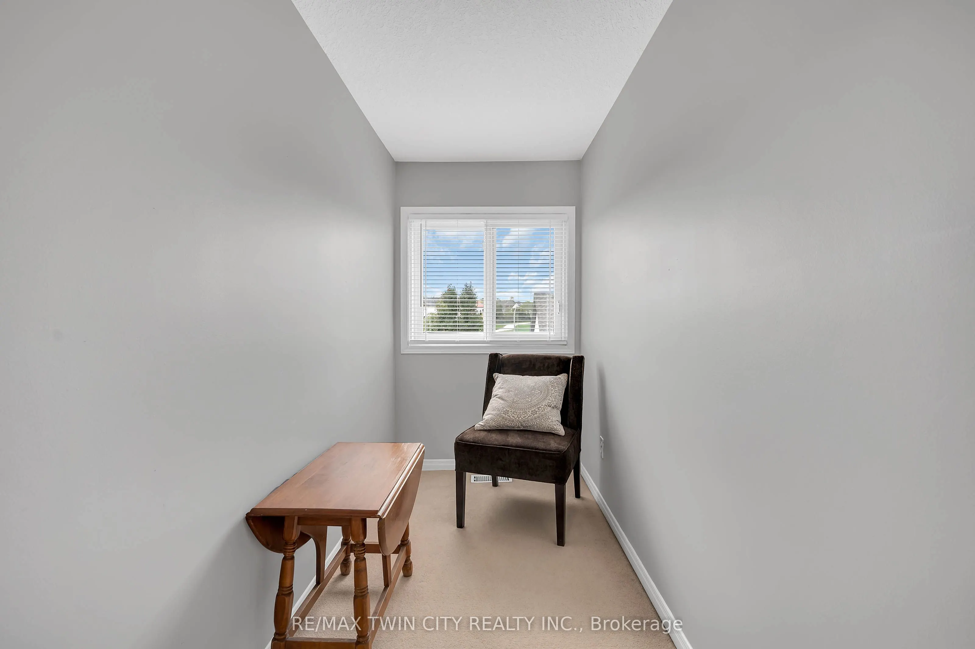 205 Snowdrop Crescent