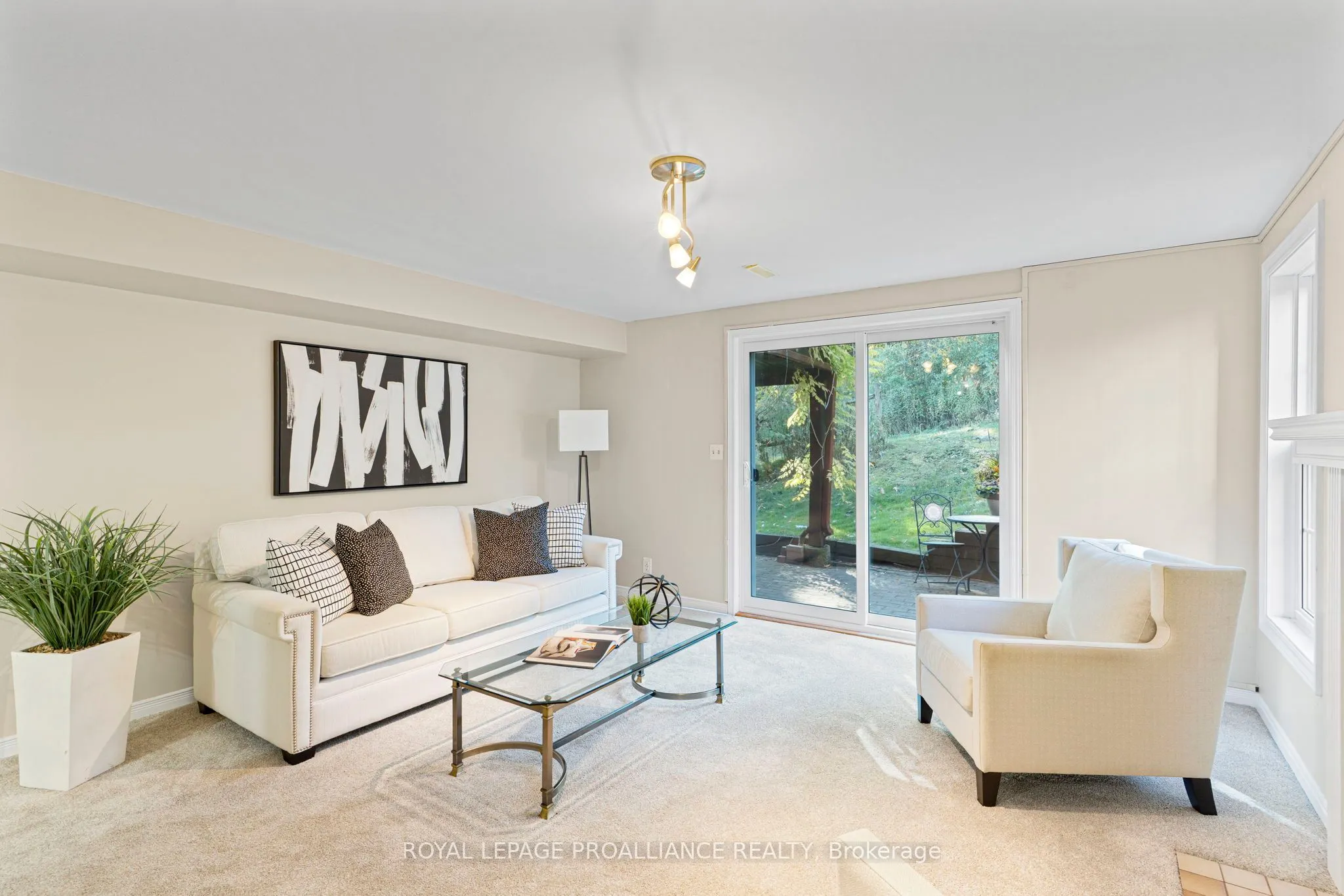 35 Country Club Place, #35
