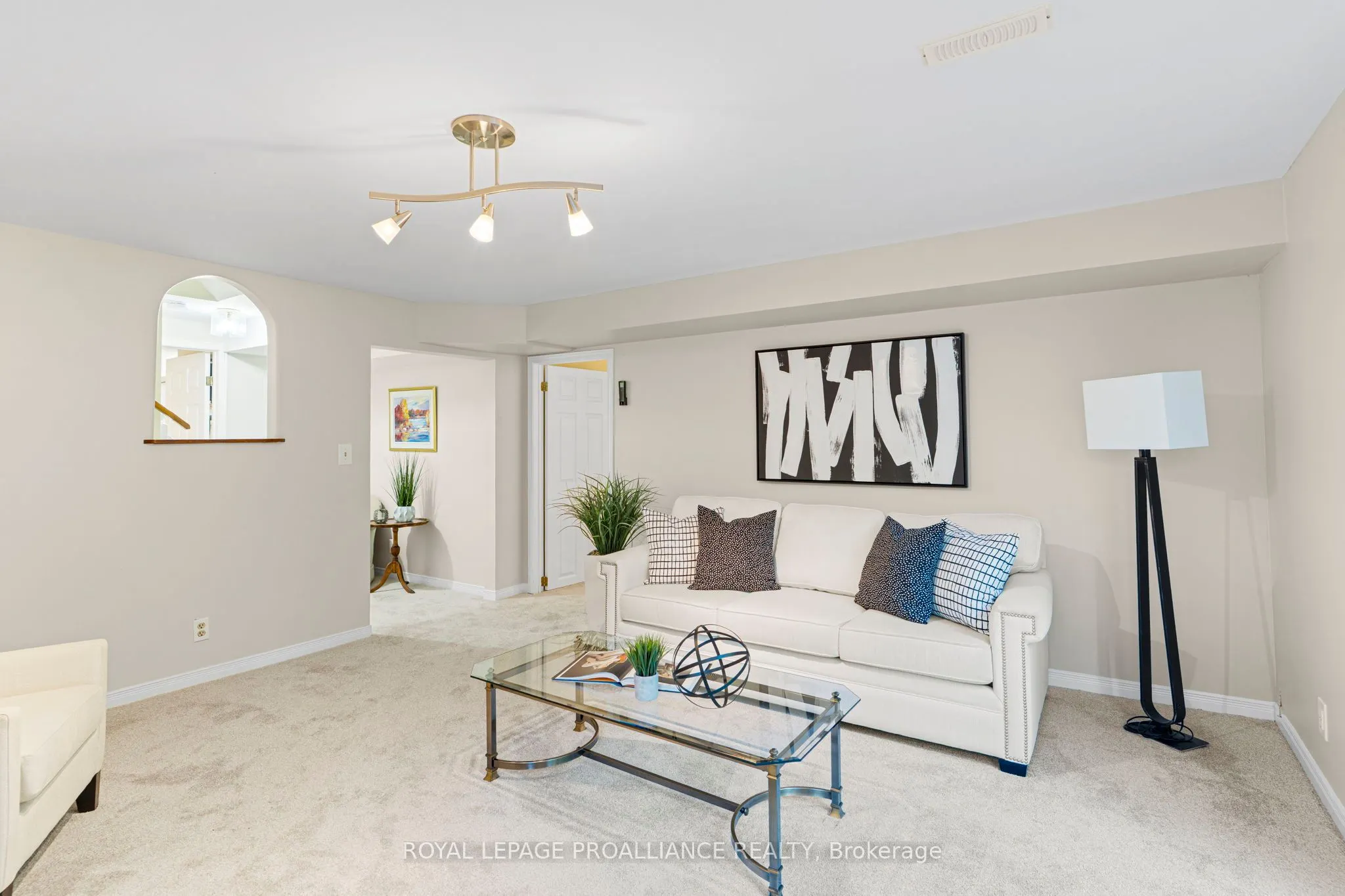 35 Country Club Place, #35