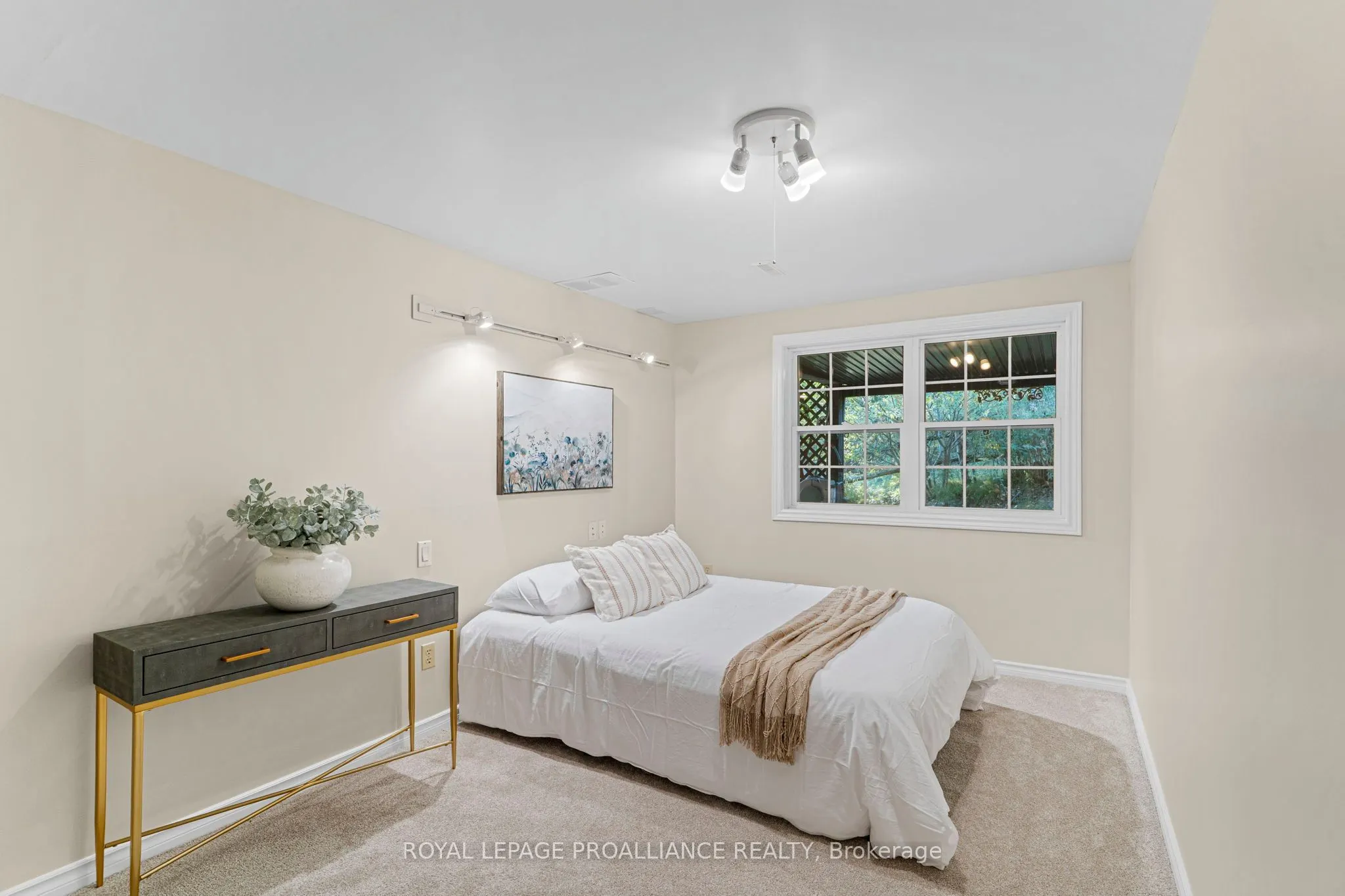 35 Country Club Place, #35