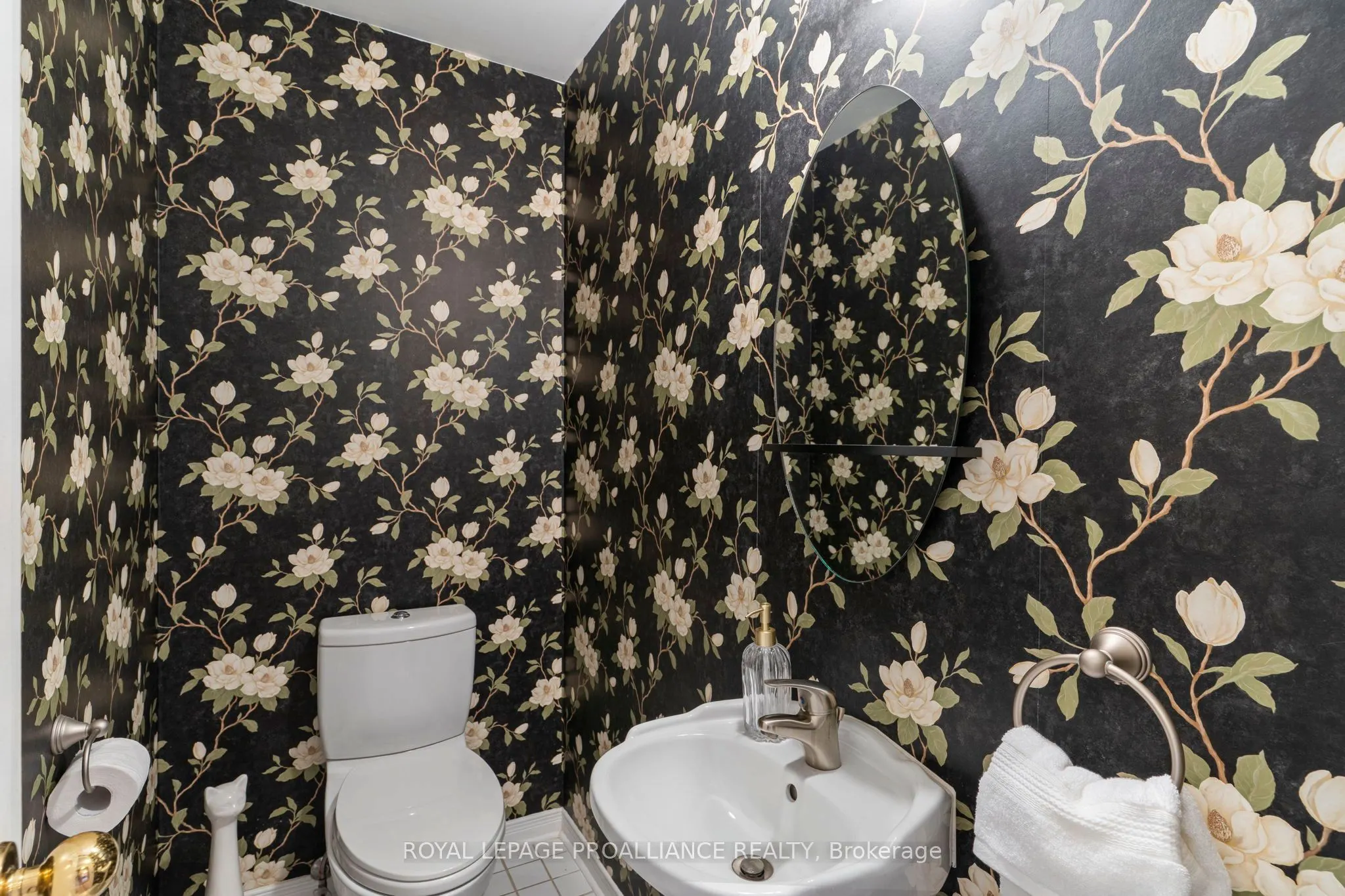 35 Country Club Place, #35