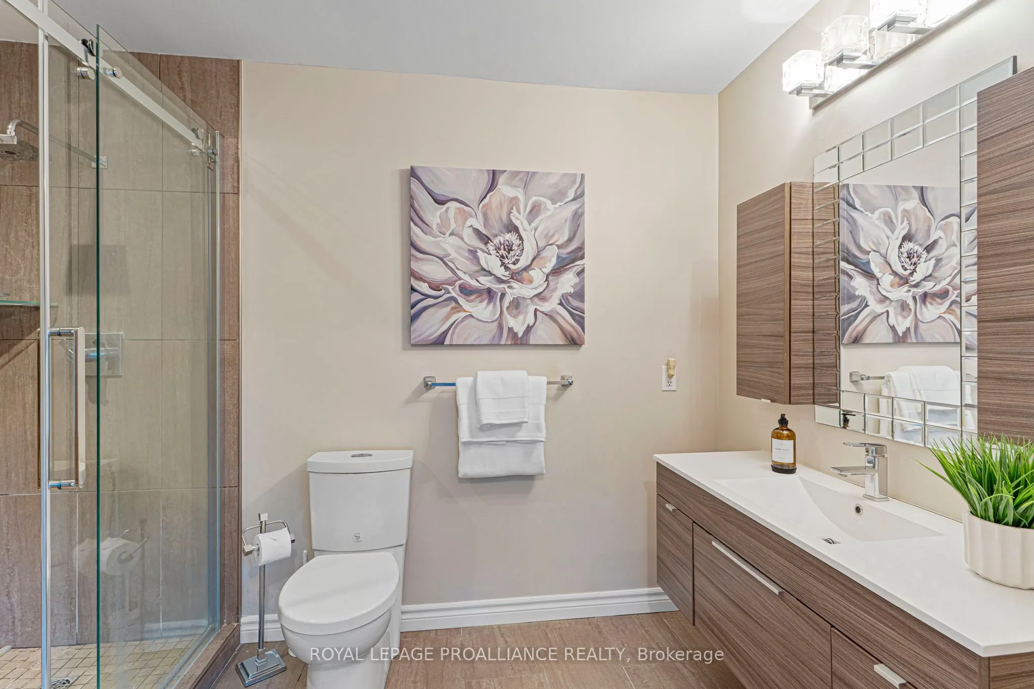 35 Country Club Place, #35