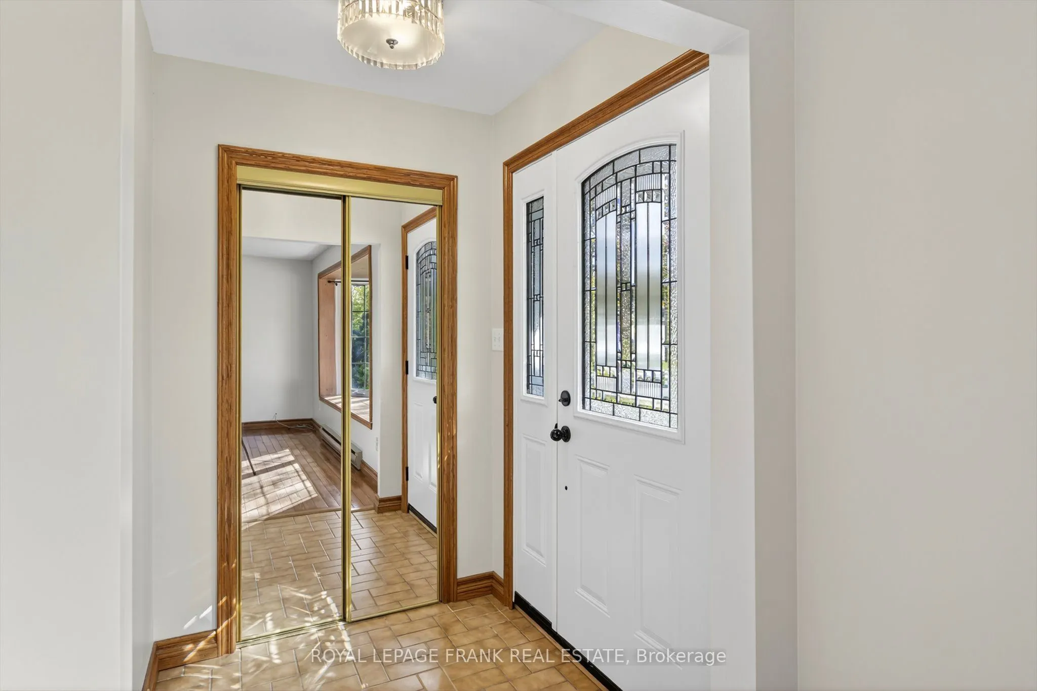 20 Colbourne St Street