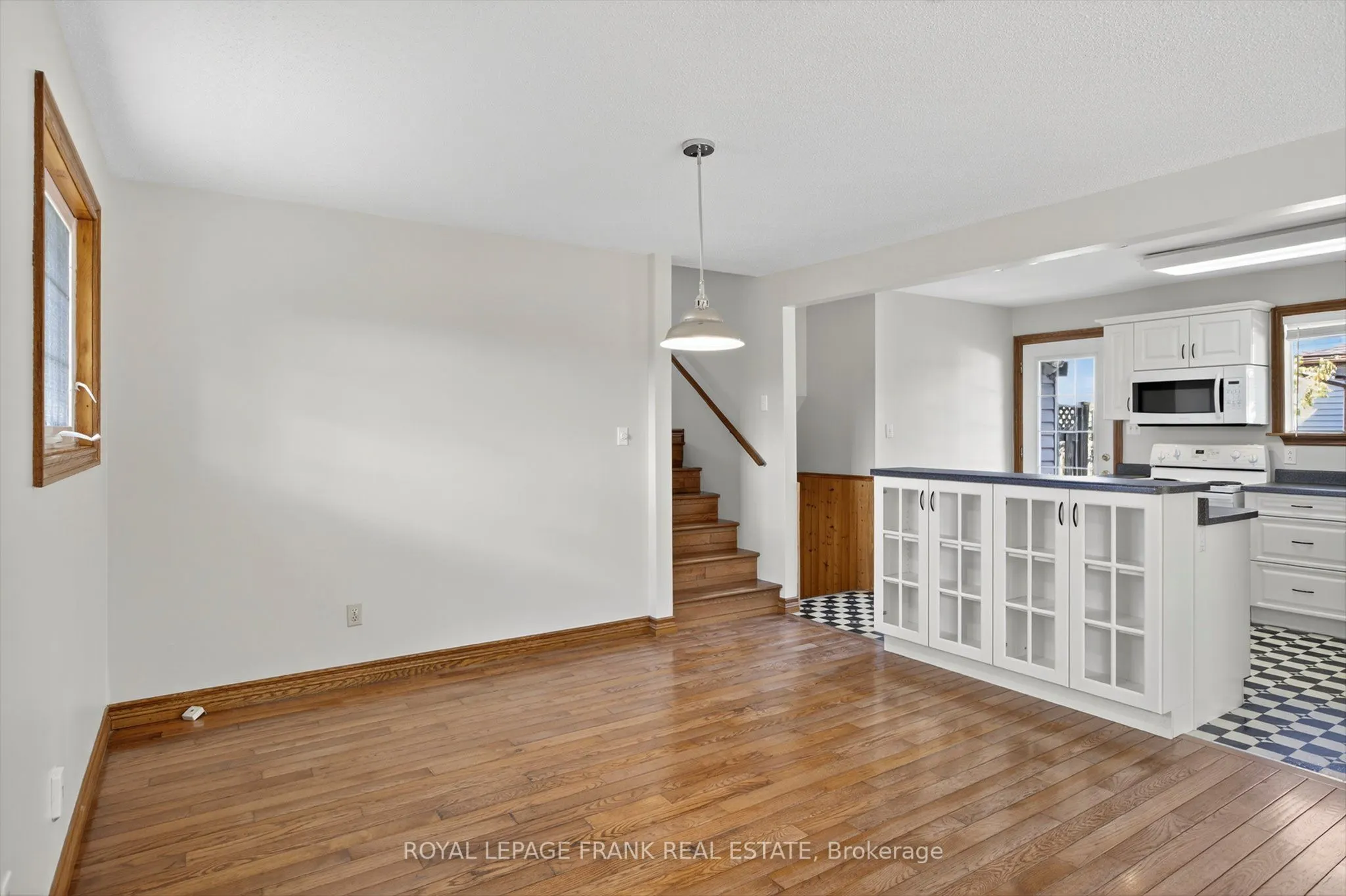 20 Colbourne St Street