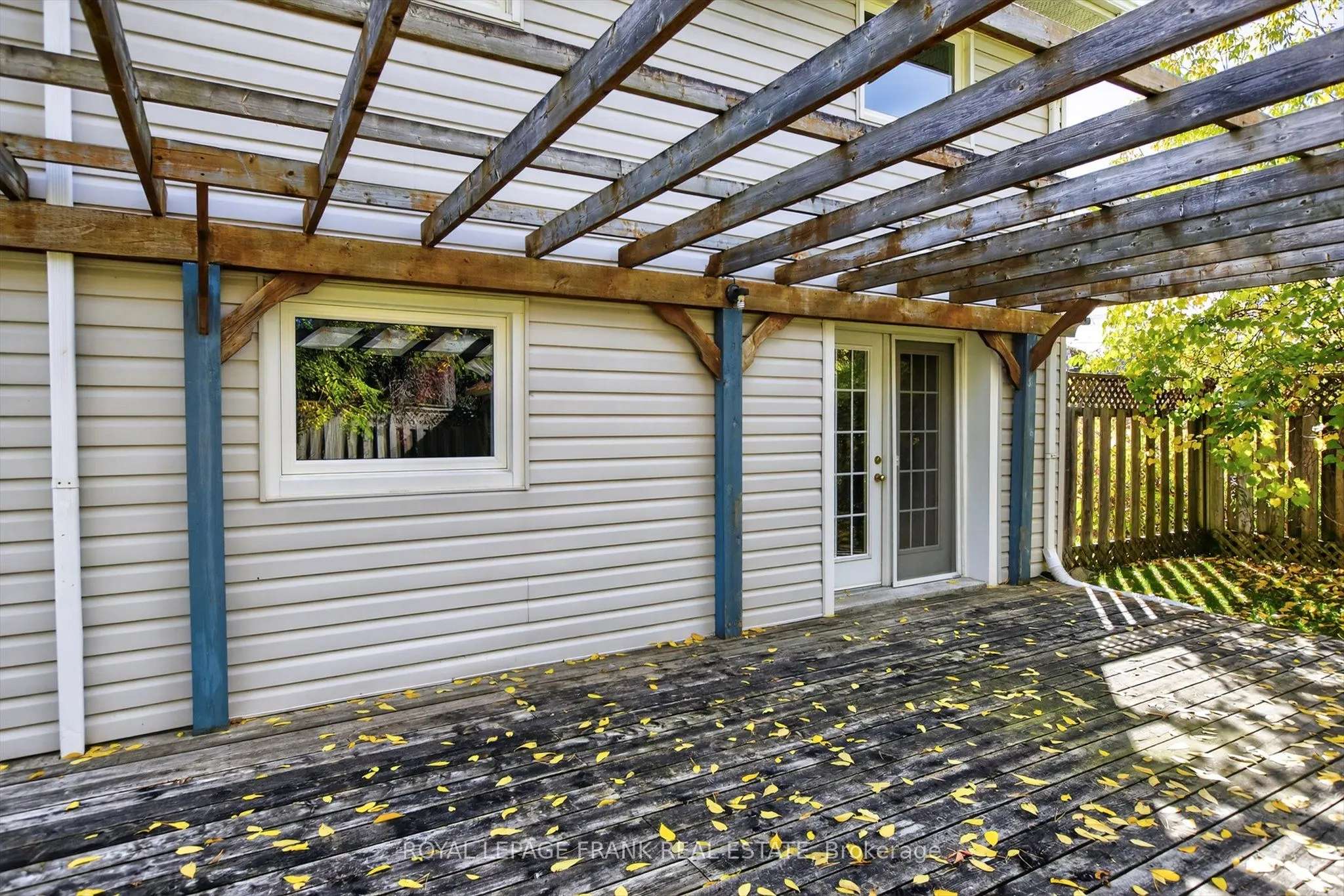 20 Colbourne St Street