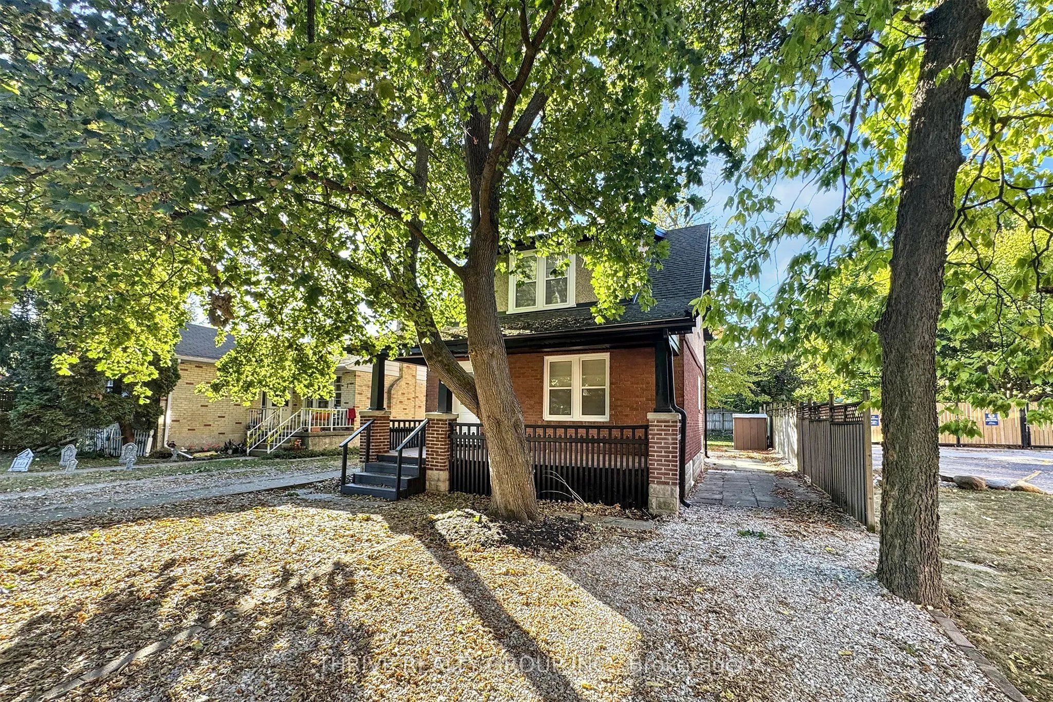 5 Beechwood Place