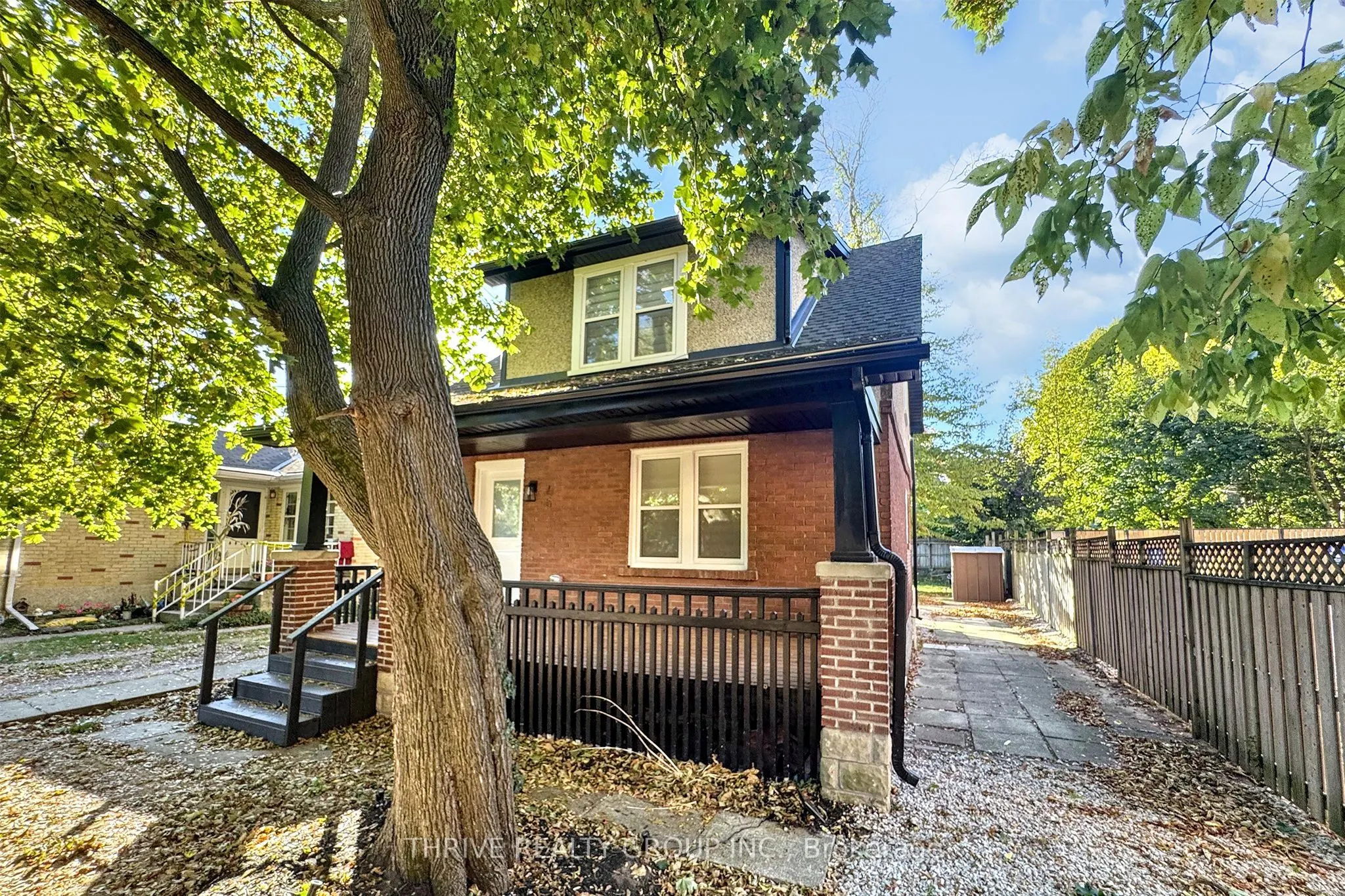 5 Beechwood Place
