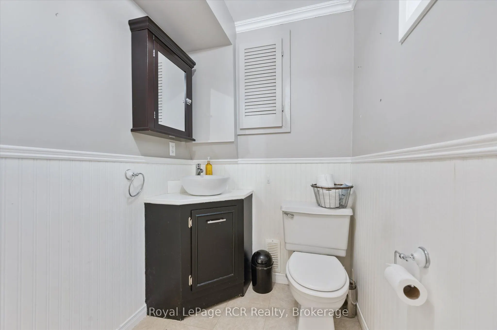 551 Oakview Crescent