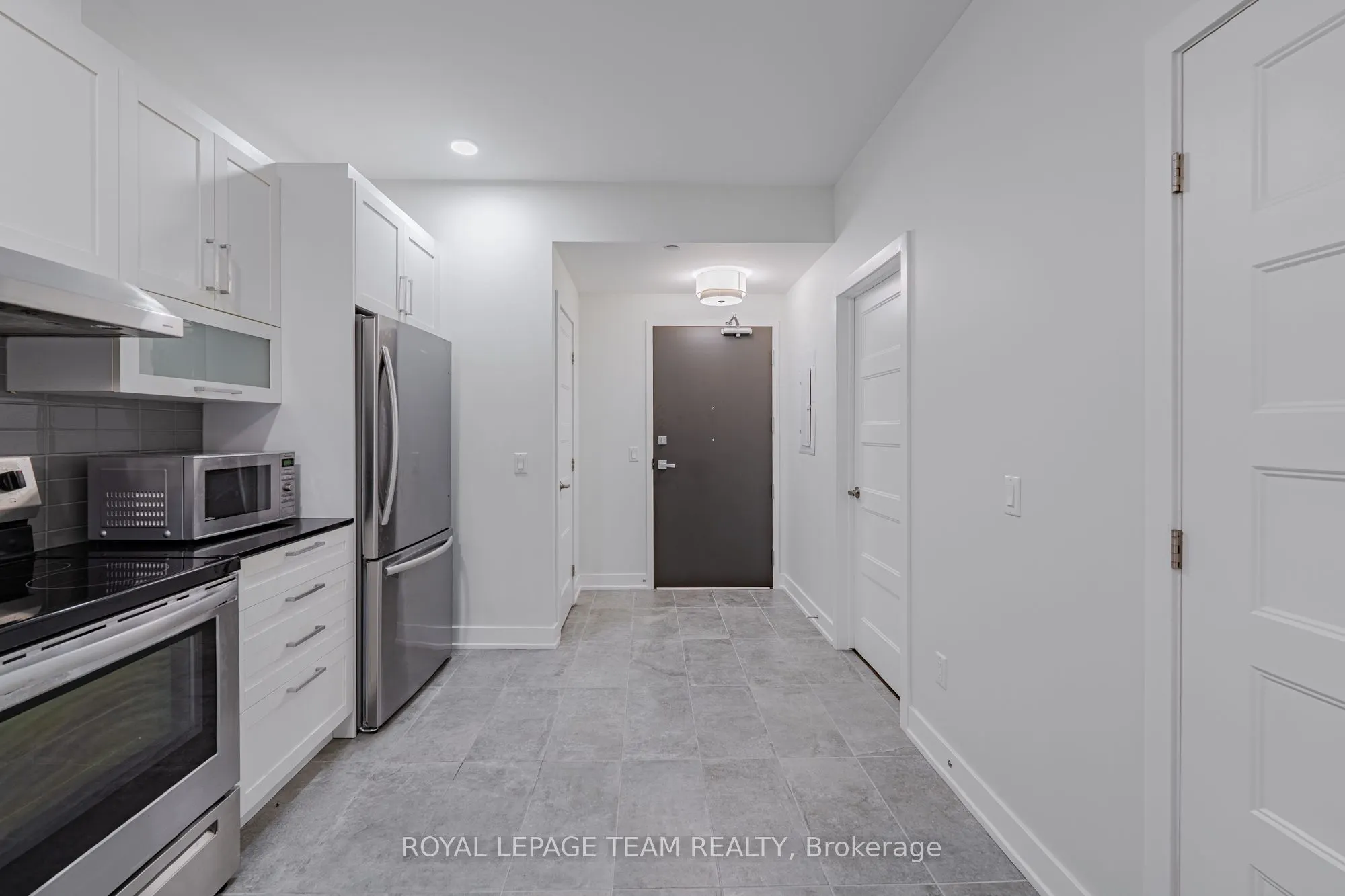 200 Inlet Private, #1106