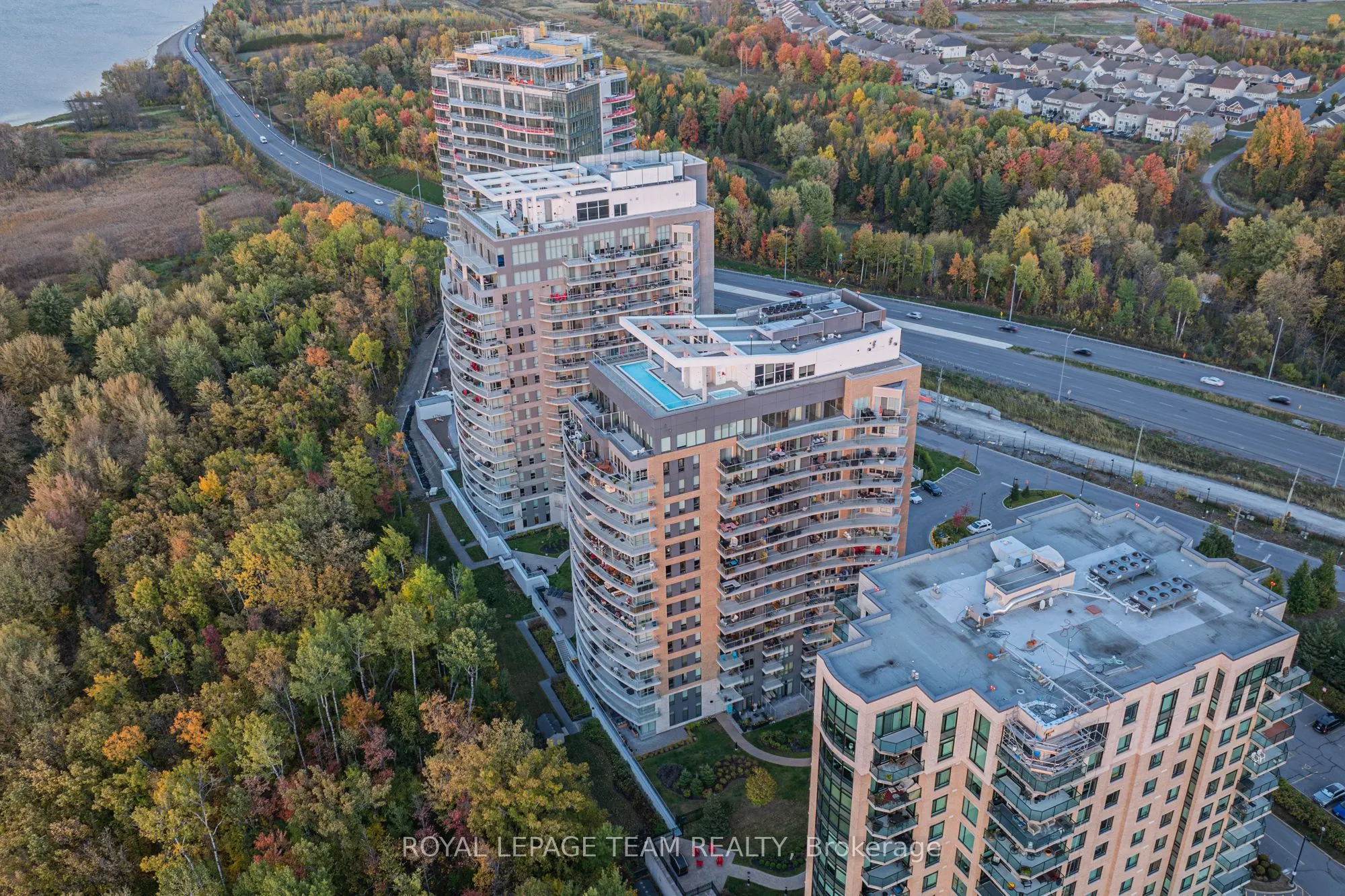 200 Inlet Private, #1106