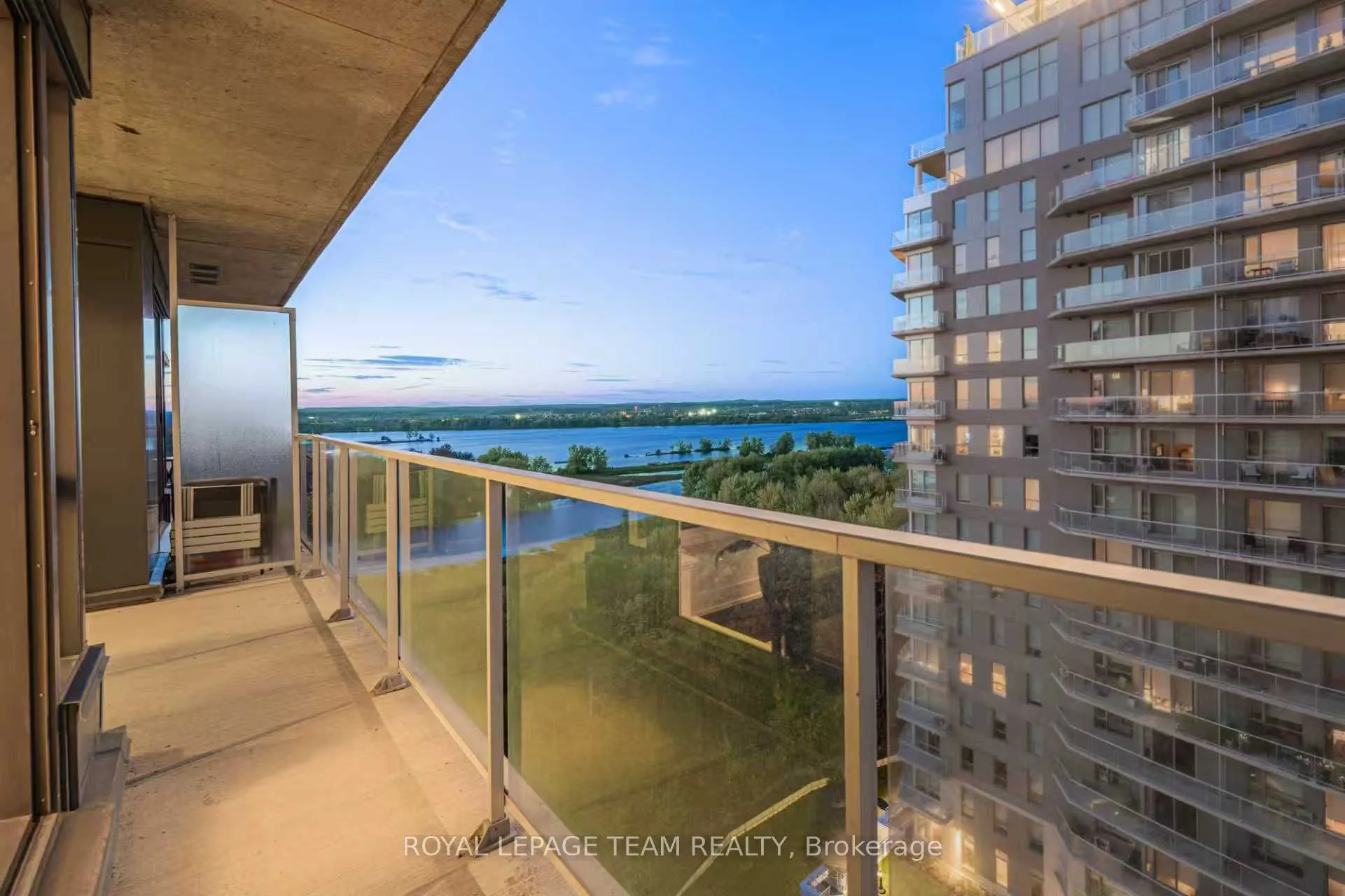 200 Inlet Private, #1106