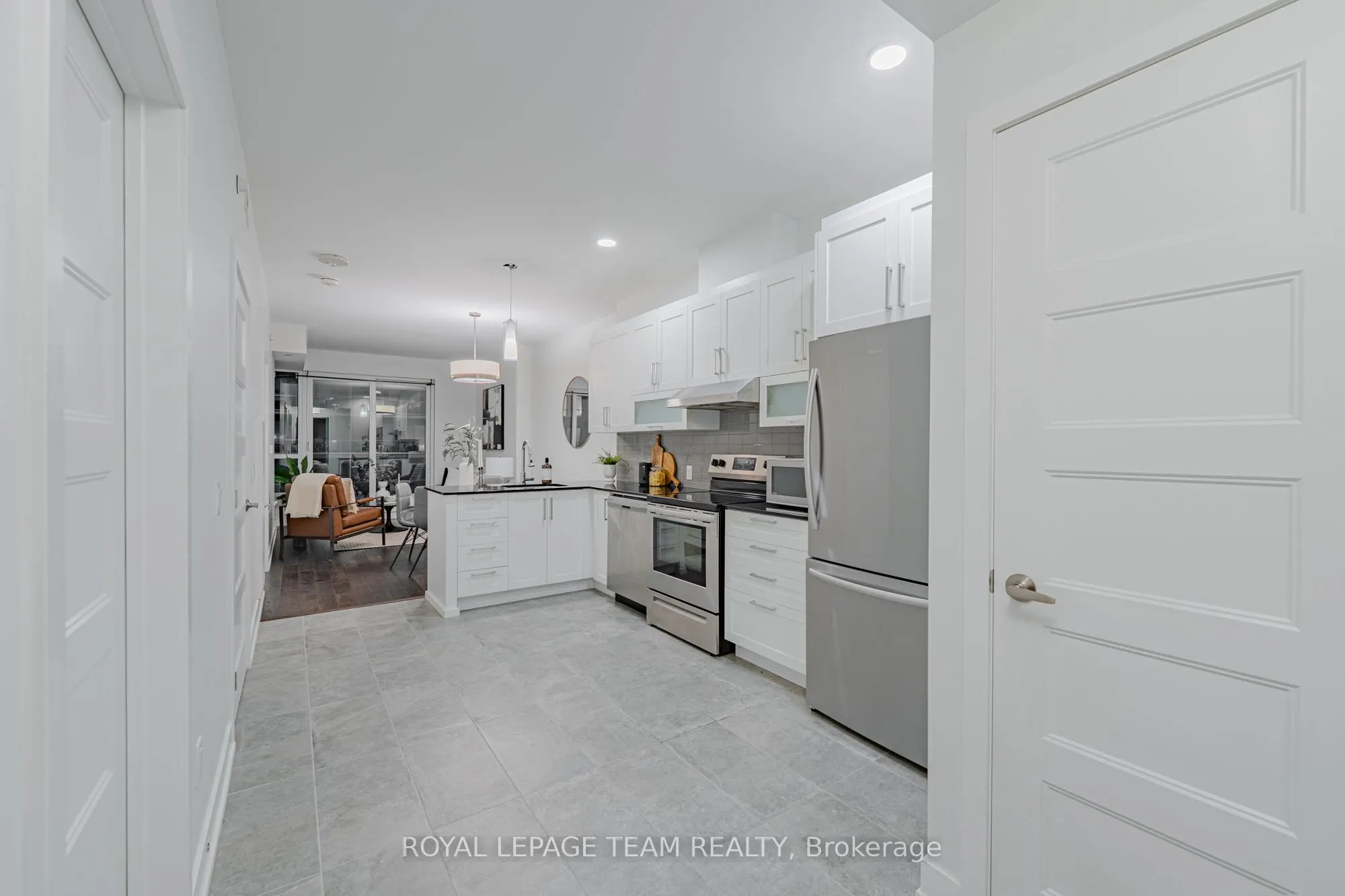 200 Inlet Private, #1106