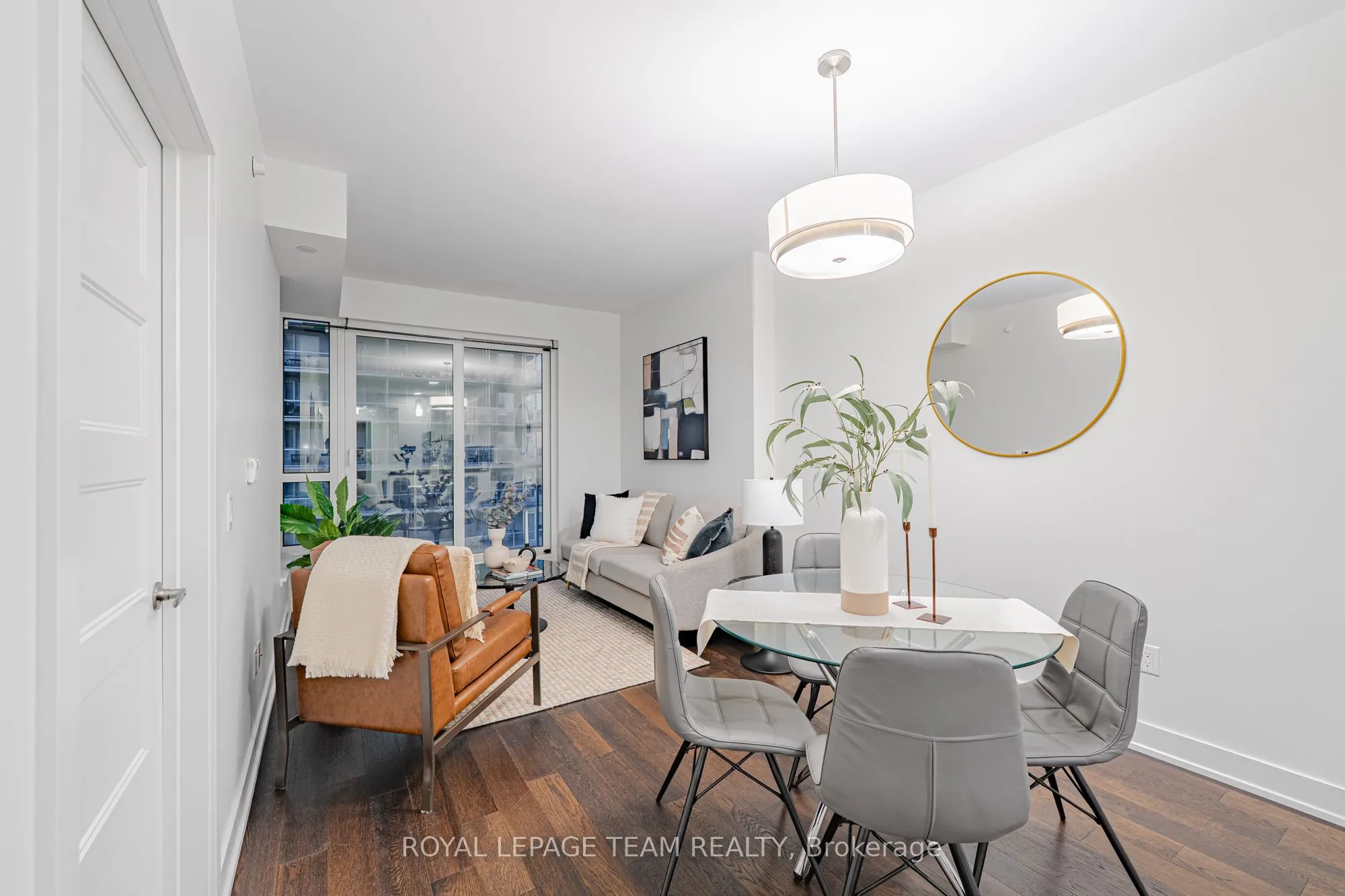 200 Inlet Private, #1106