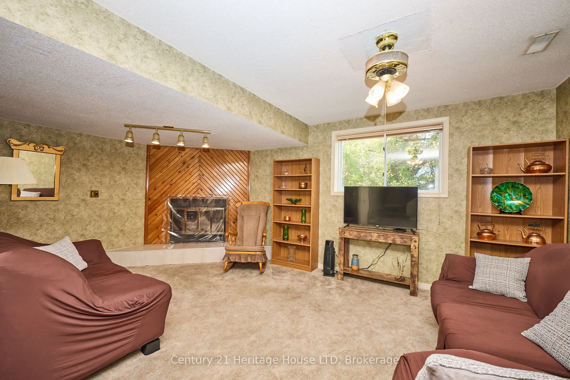 70 Dodds Court