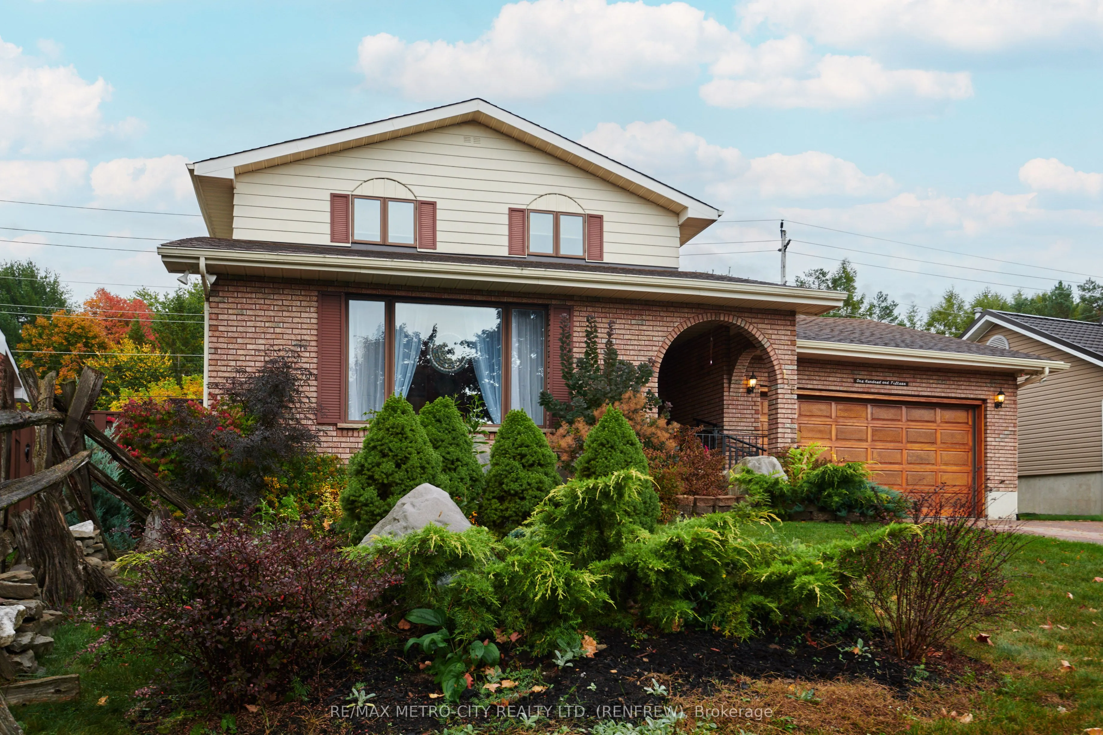 115 Ivy Avenue