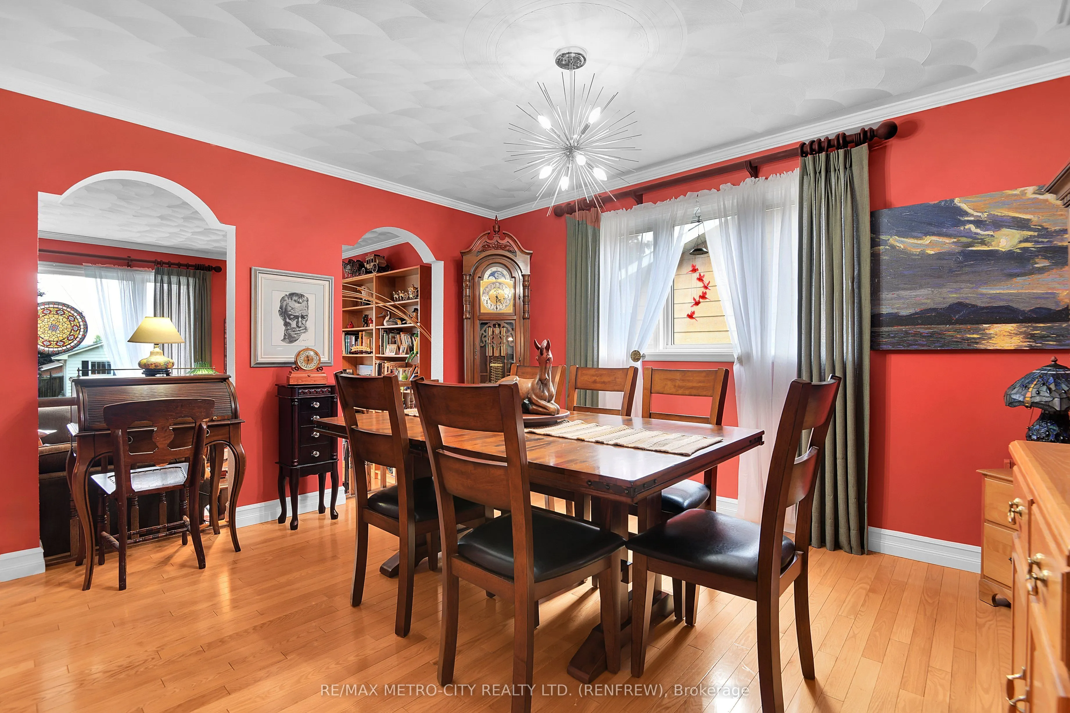115 Ivy Avenue