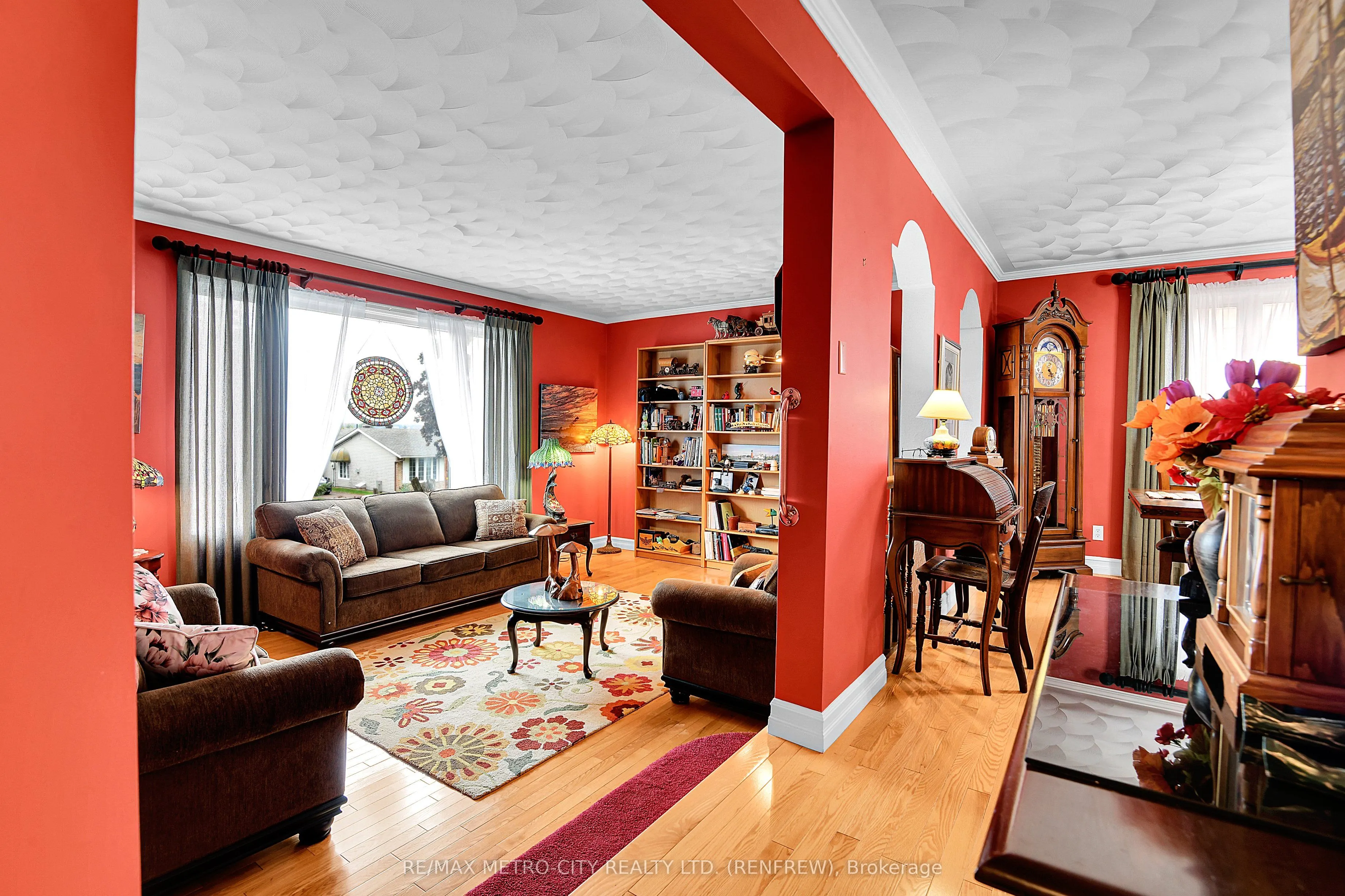 115 Ivy Avenue