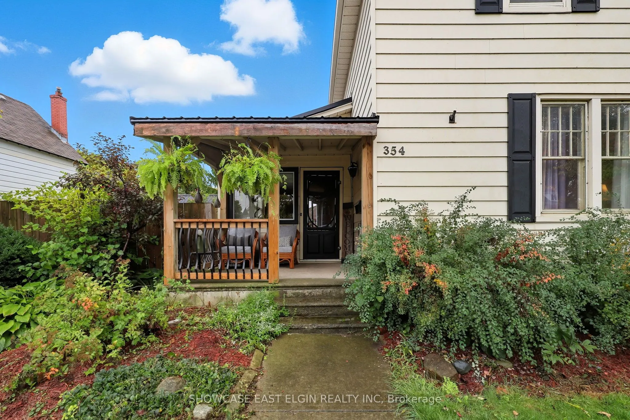 354 Talbot Street W