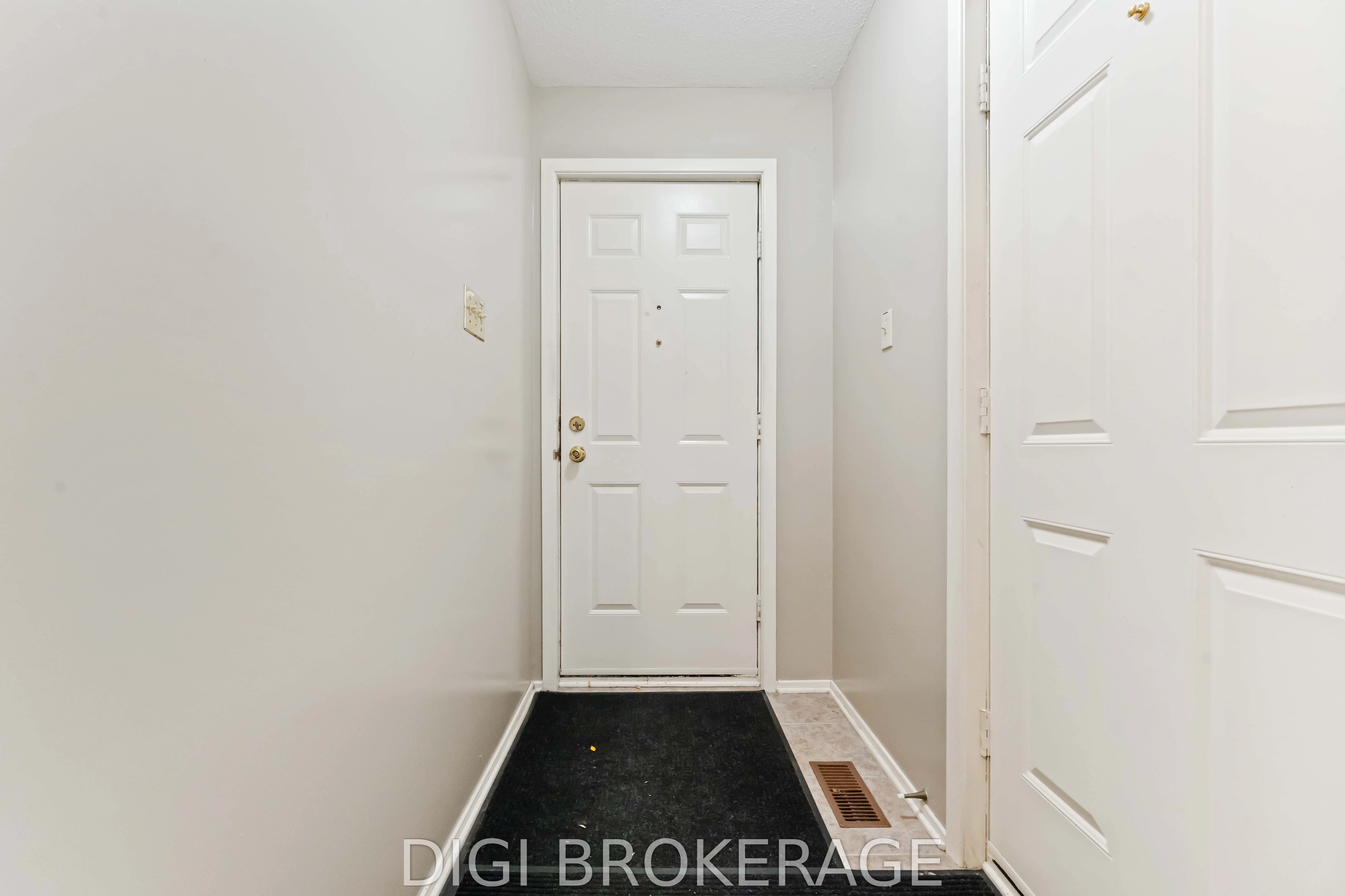 710 Coronation Avenue, #28