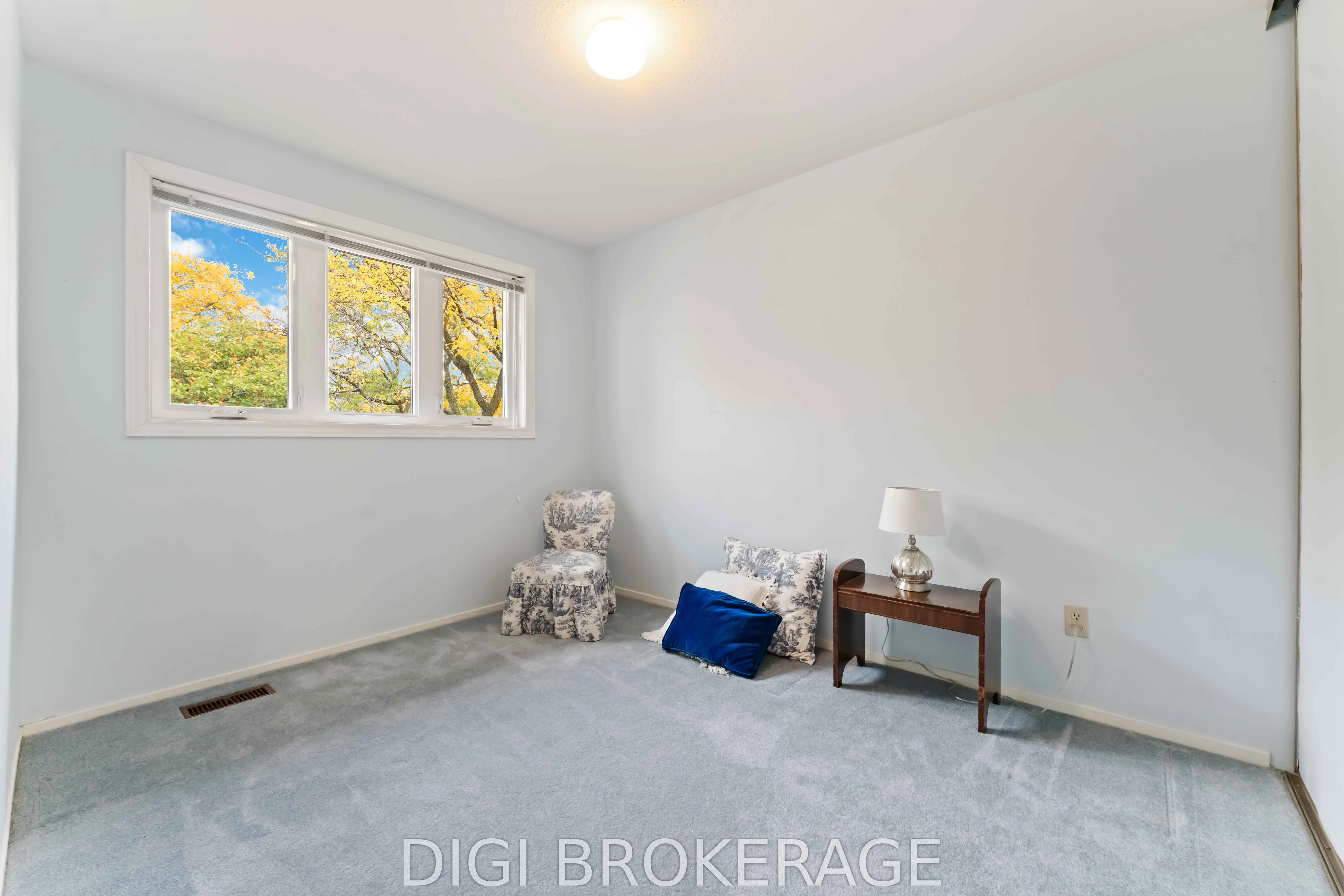 710 Coronation Avenue, #28